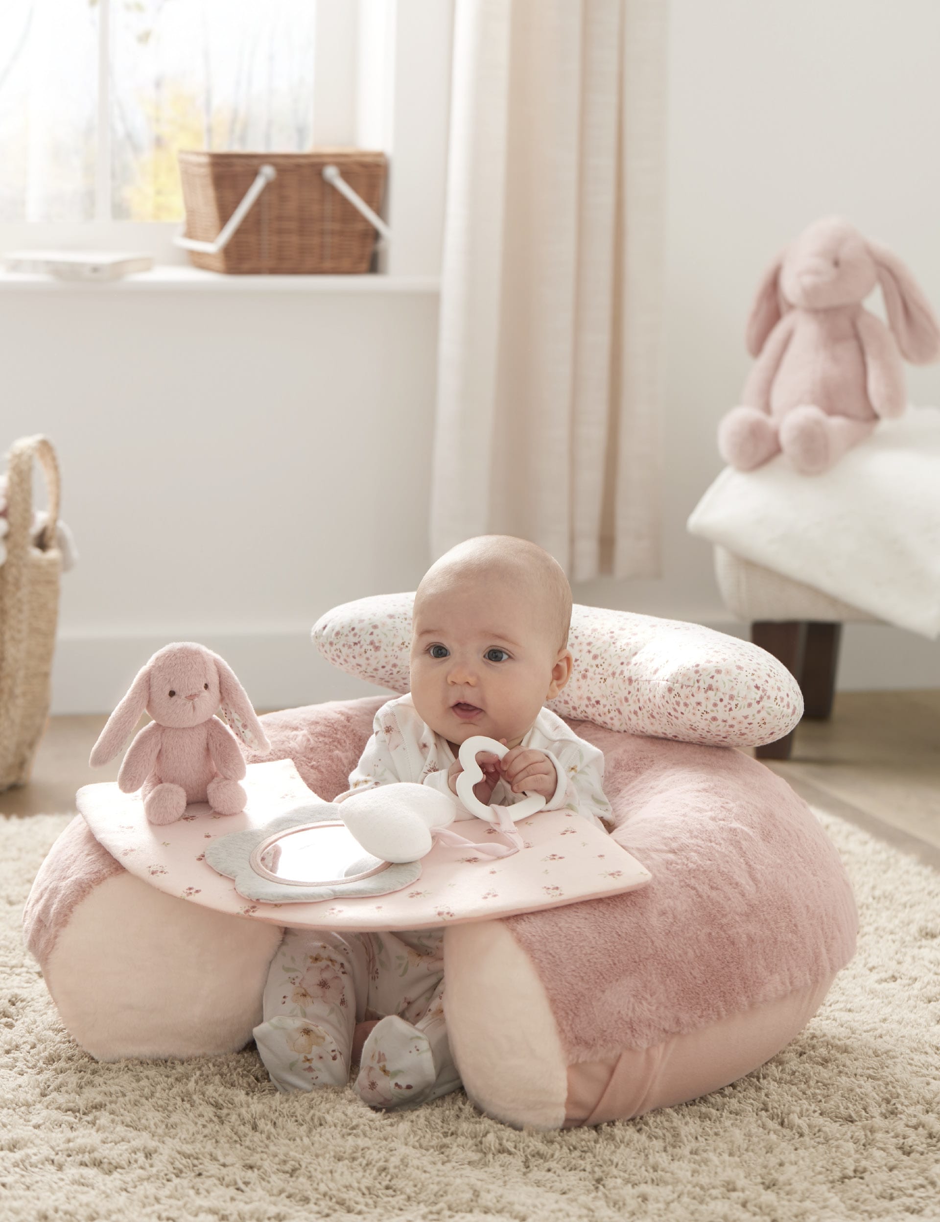 Mamas & Papas sit and play floor seat 6 months, UK version