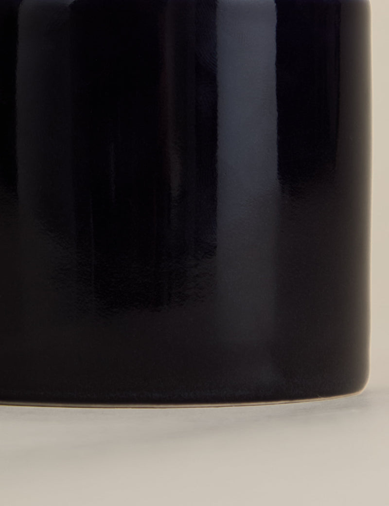 Wiggle handle stoneware mug (British brand)
