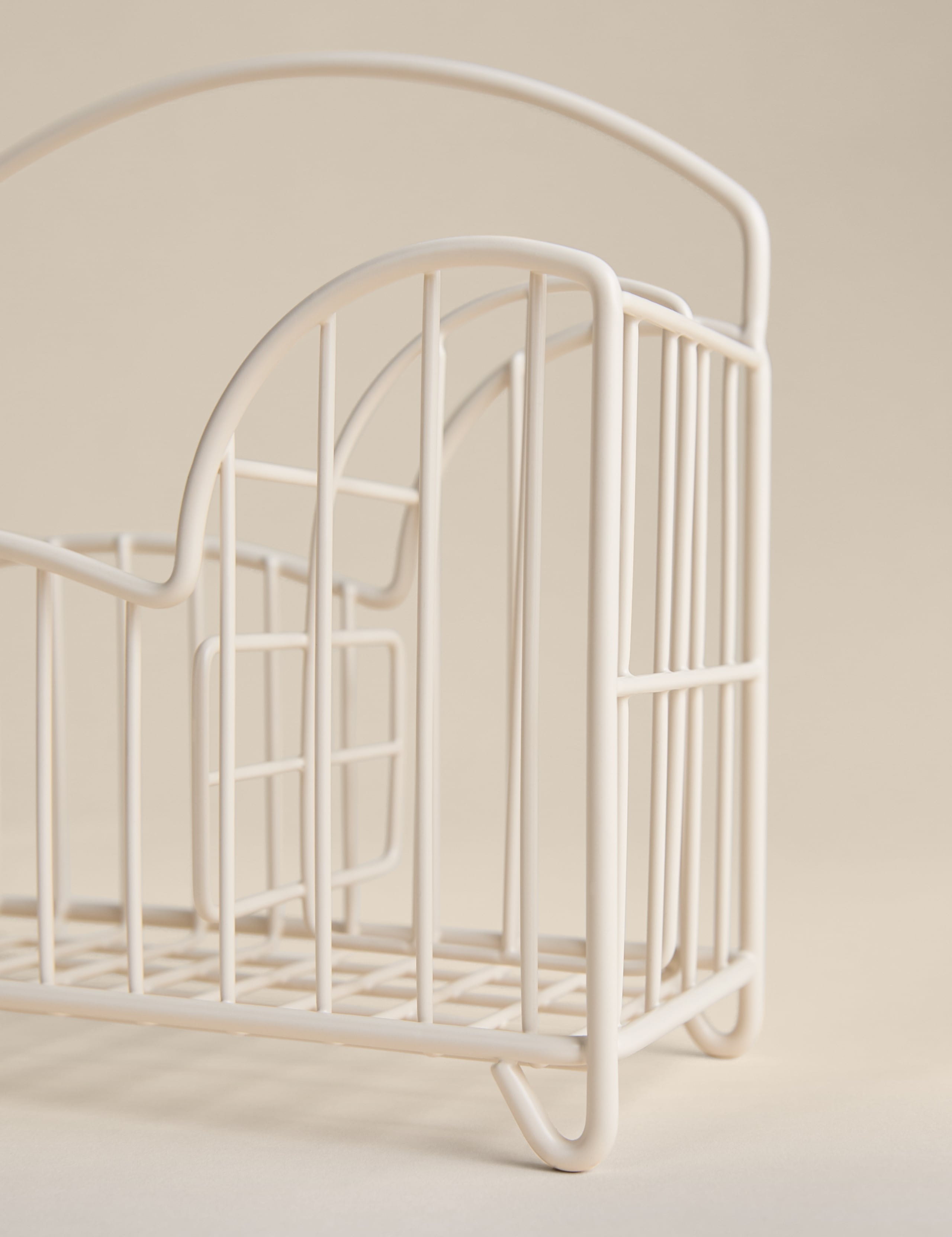 Wire sink caddy for kitchen, UK version