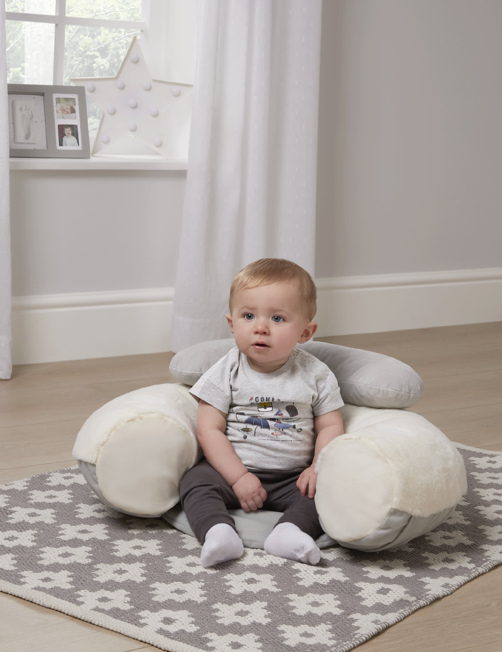 Mamas & Papas Sit & Play Floor Seat 6 months - British product