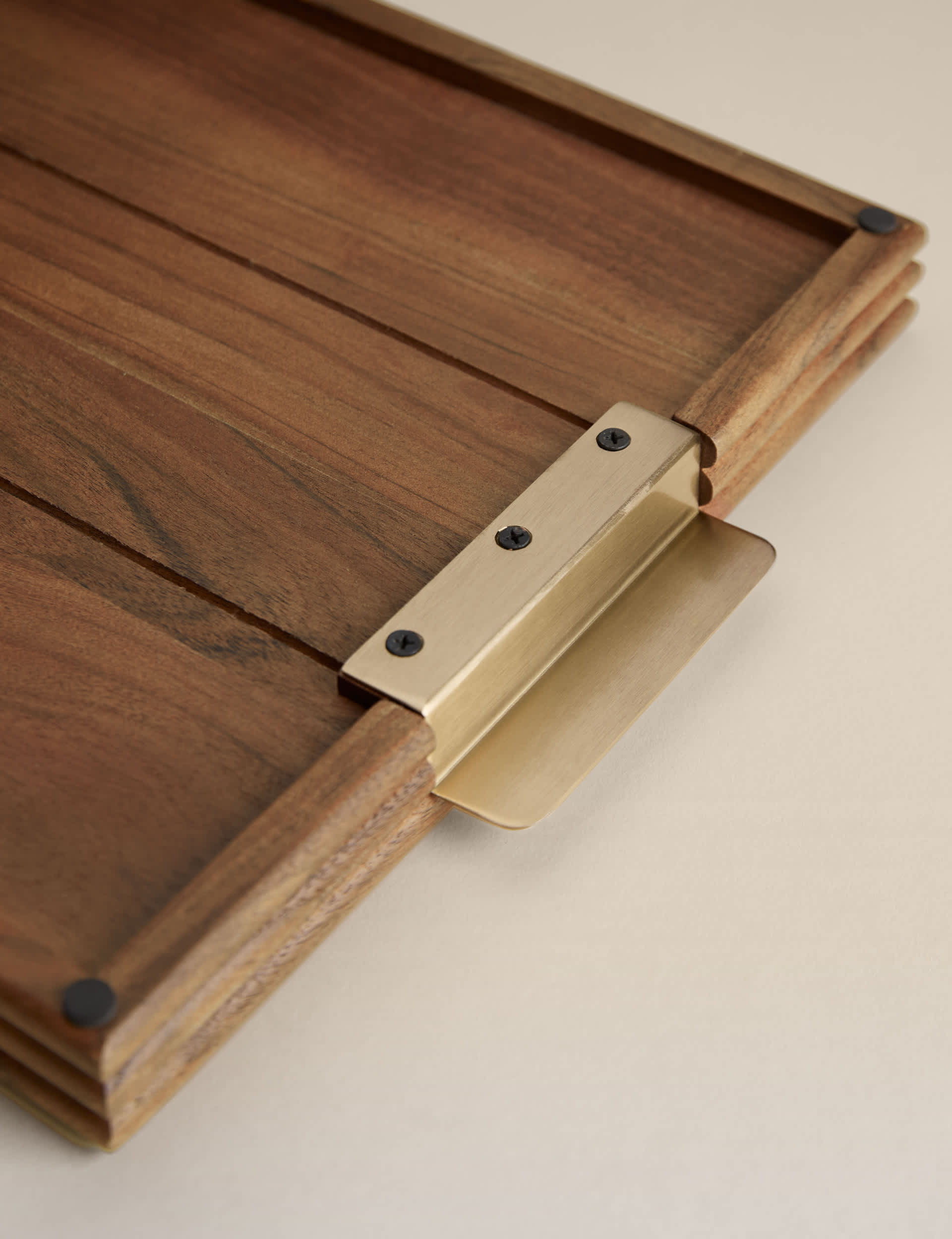 Wooden Ribbed Tray Serving Tray 47x33x35cm (British brand)