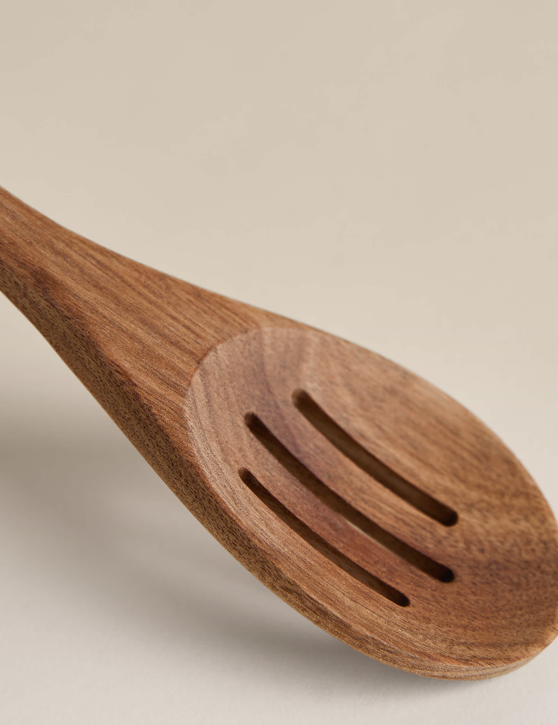 Wooden slotted spoon (British brand)