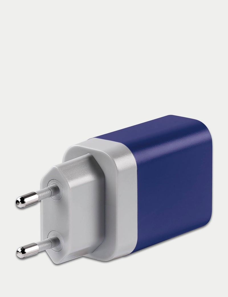 USB charger with A and C ports (British brand)
