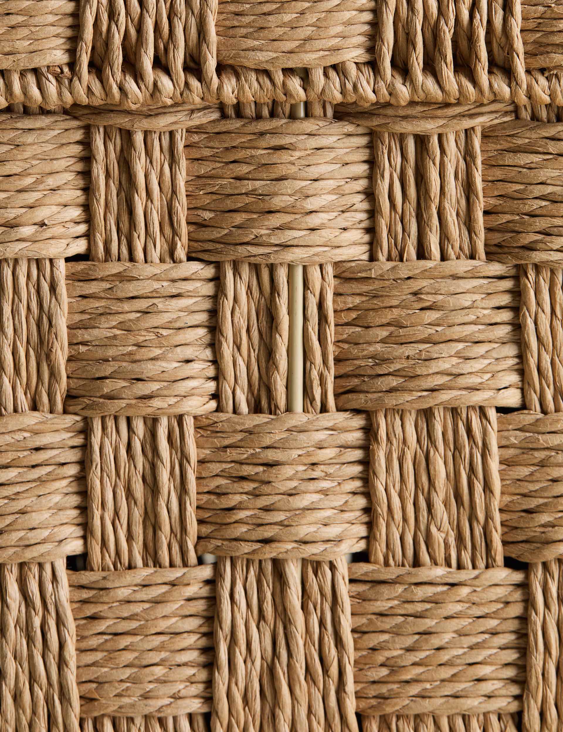 Woven jute small square storage box with lid, UK version