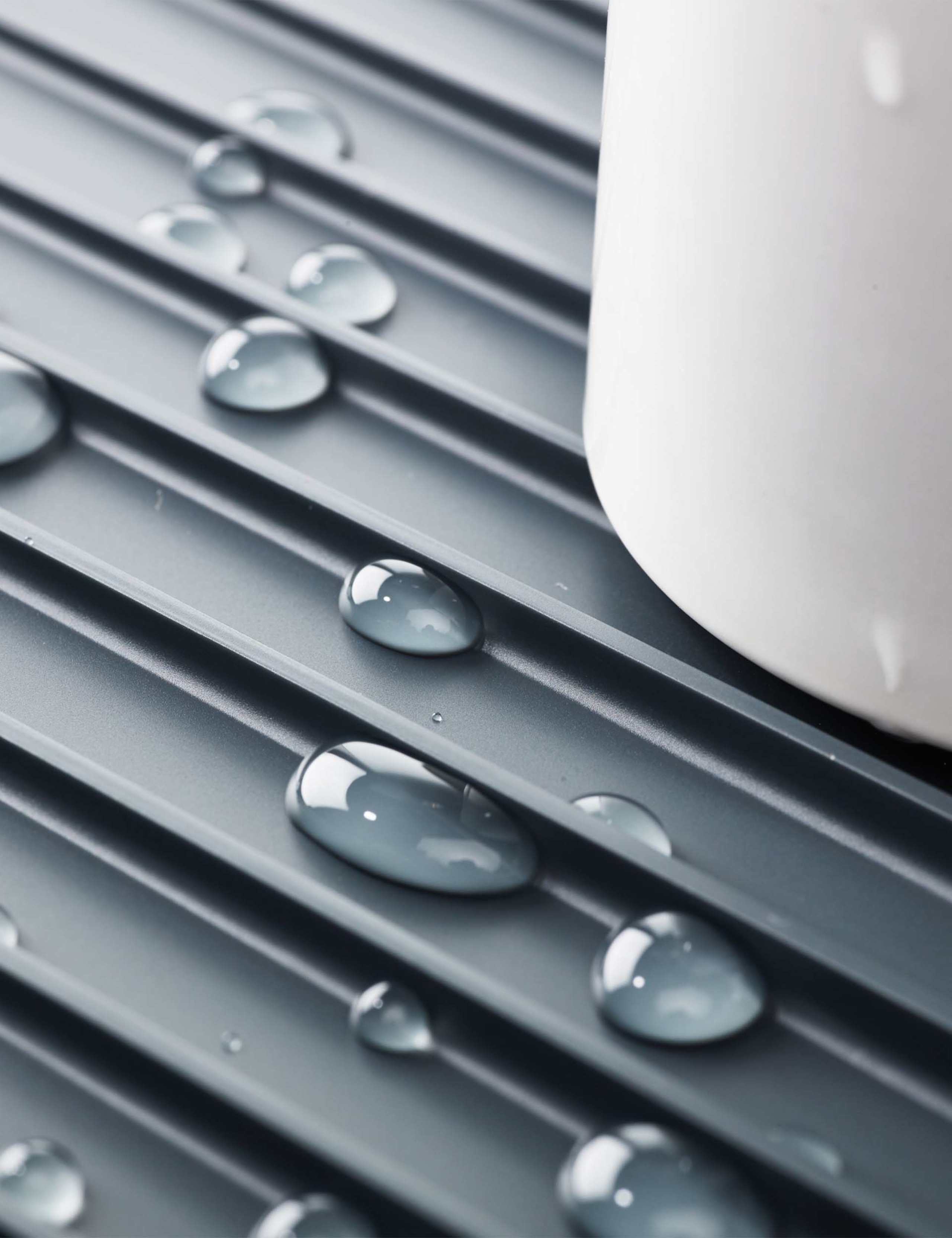 Joseph Joseph Y-Rack Dishdrainer (British brand)