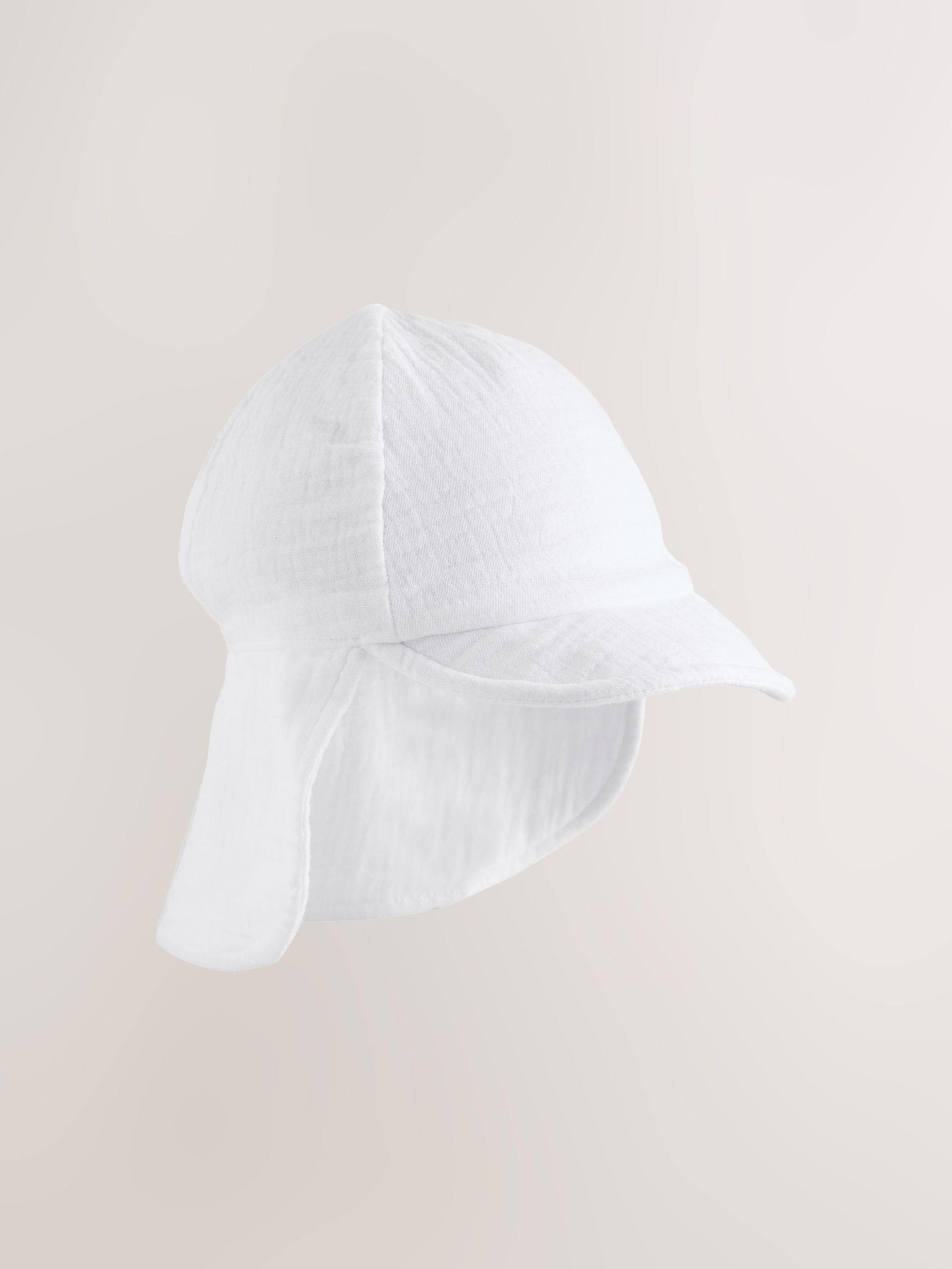 White crinkle baby legionnaire hat (British brand)