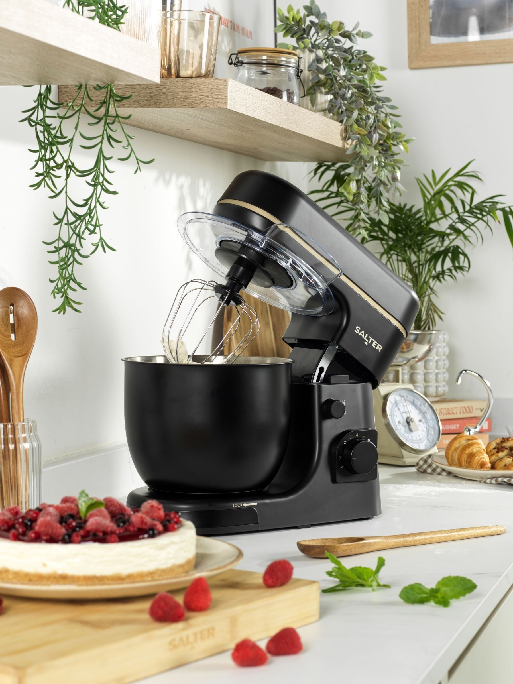 Salter black stand mixer size ONE (British brand)