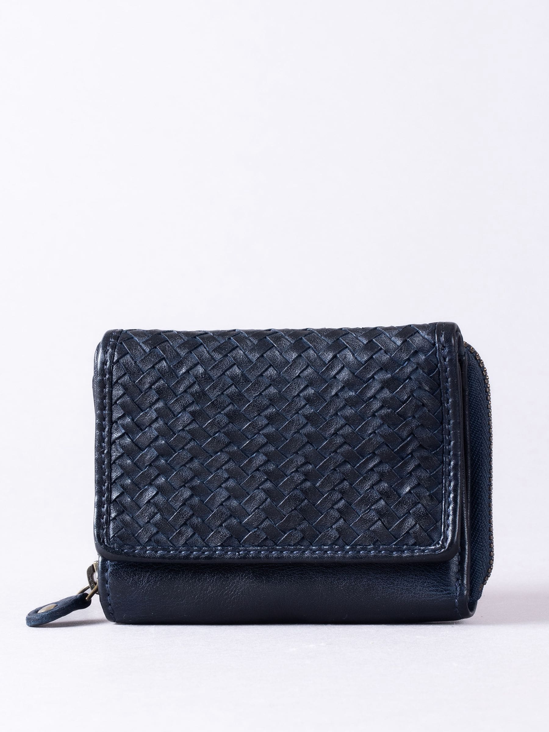 Lakeland Leather Blue Small Wreay Purse