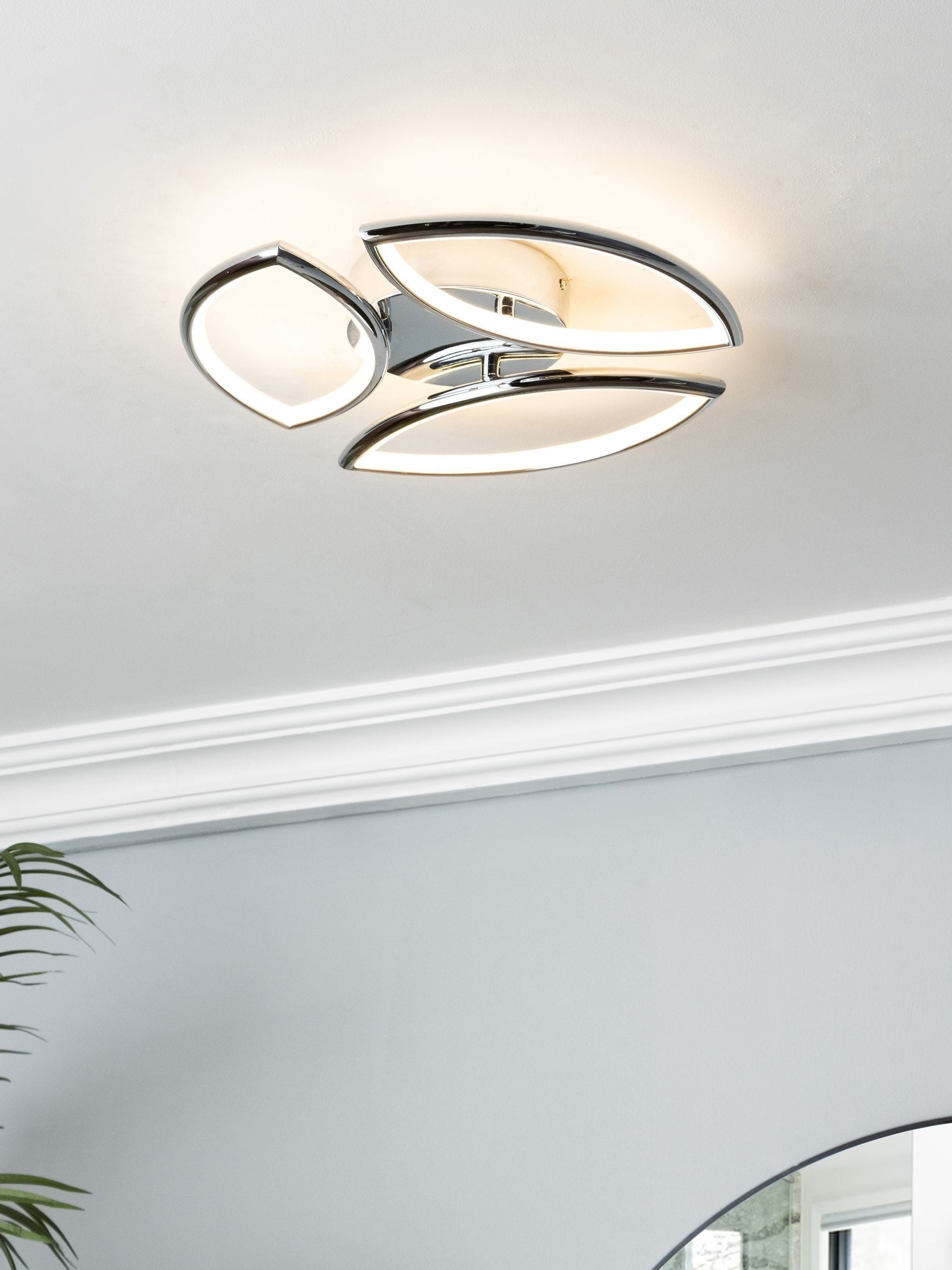 BHS Denver 3 LED bathroom light 35cm, imported from the UK