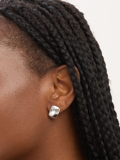 Boucles d'oreilles puces Simply Silver en argent 925 poli, forme bombée
