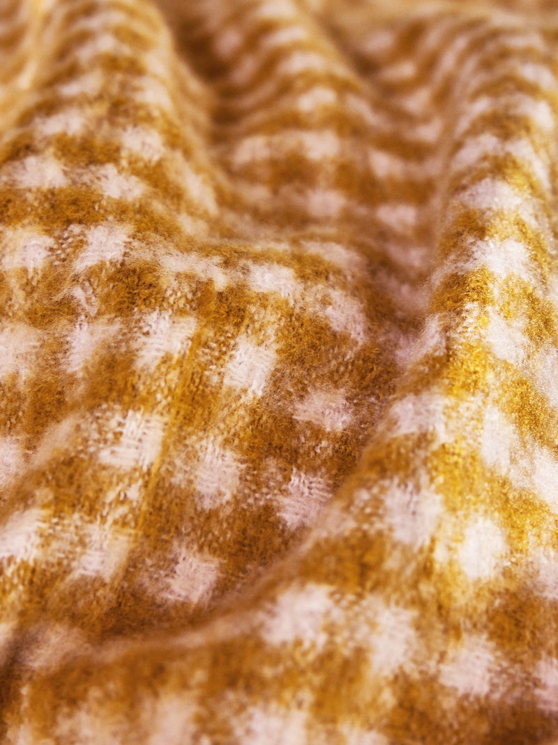 FatFace ochre gingham throw 180x130cm, imported from the UK