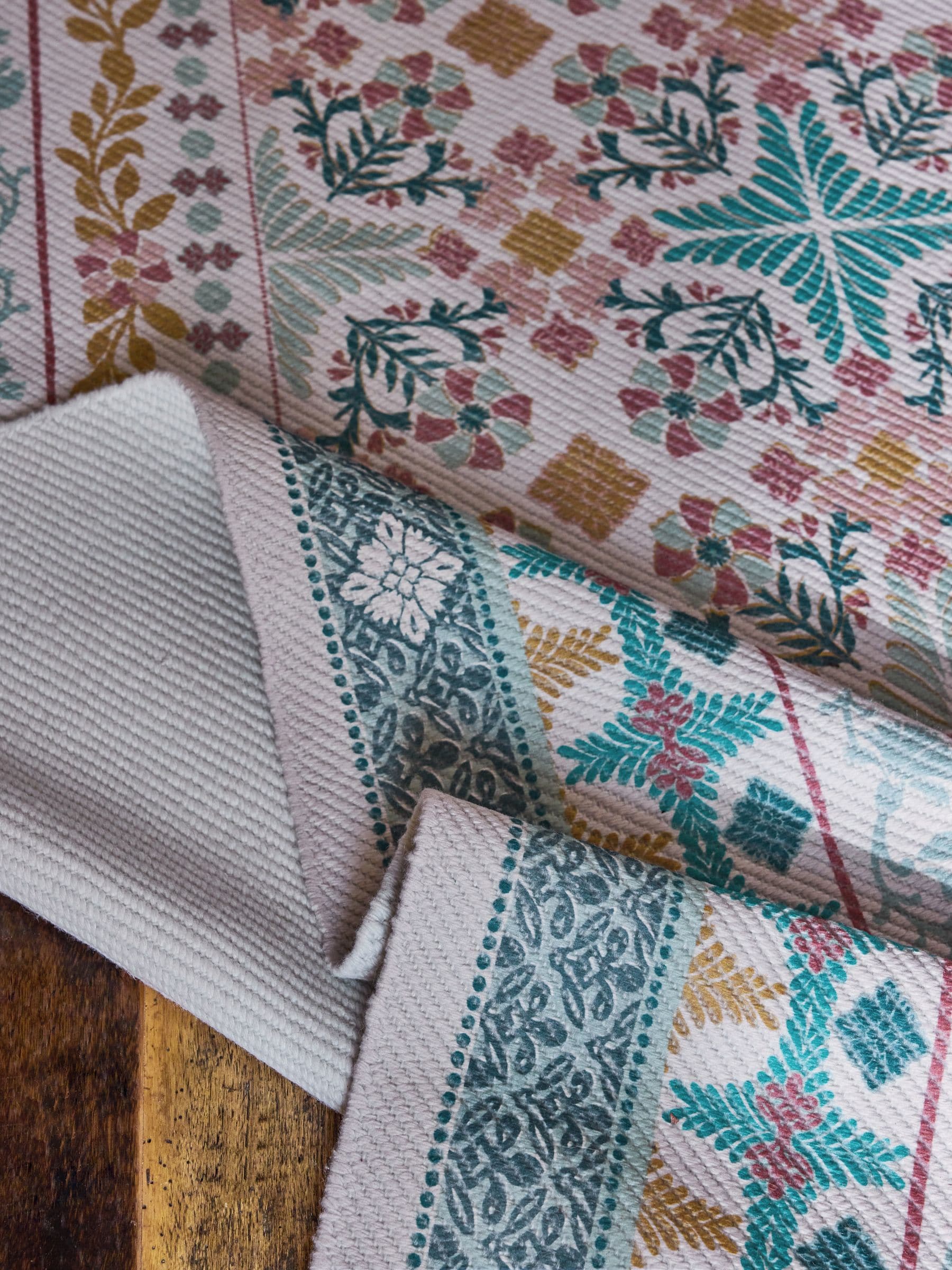 FatFace multi tile print washable rug (British brand)