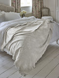 Shabby Chic throw sage green bird chinoiserie 180x130cm, UK version