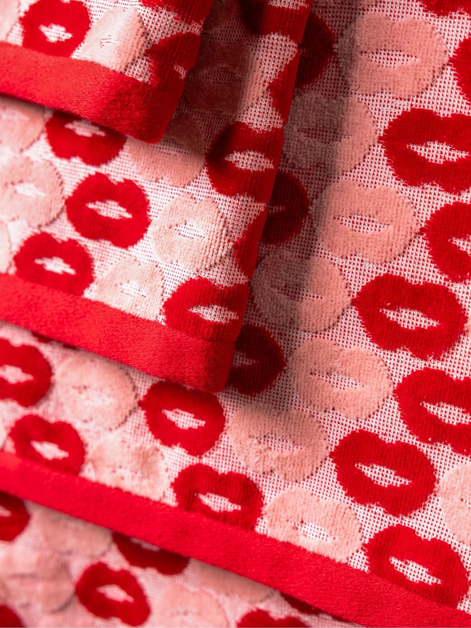 Rockett St George retro lips cotton velour towel pink and red, UK version