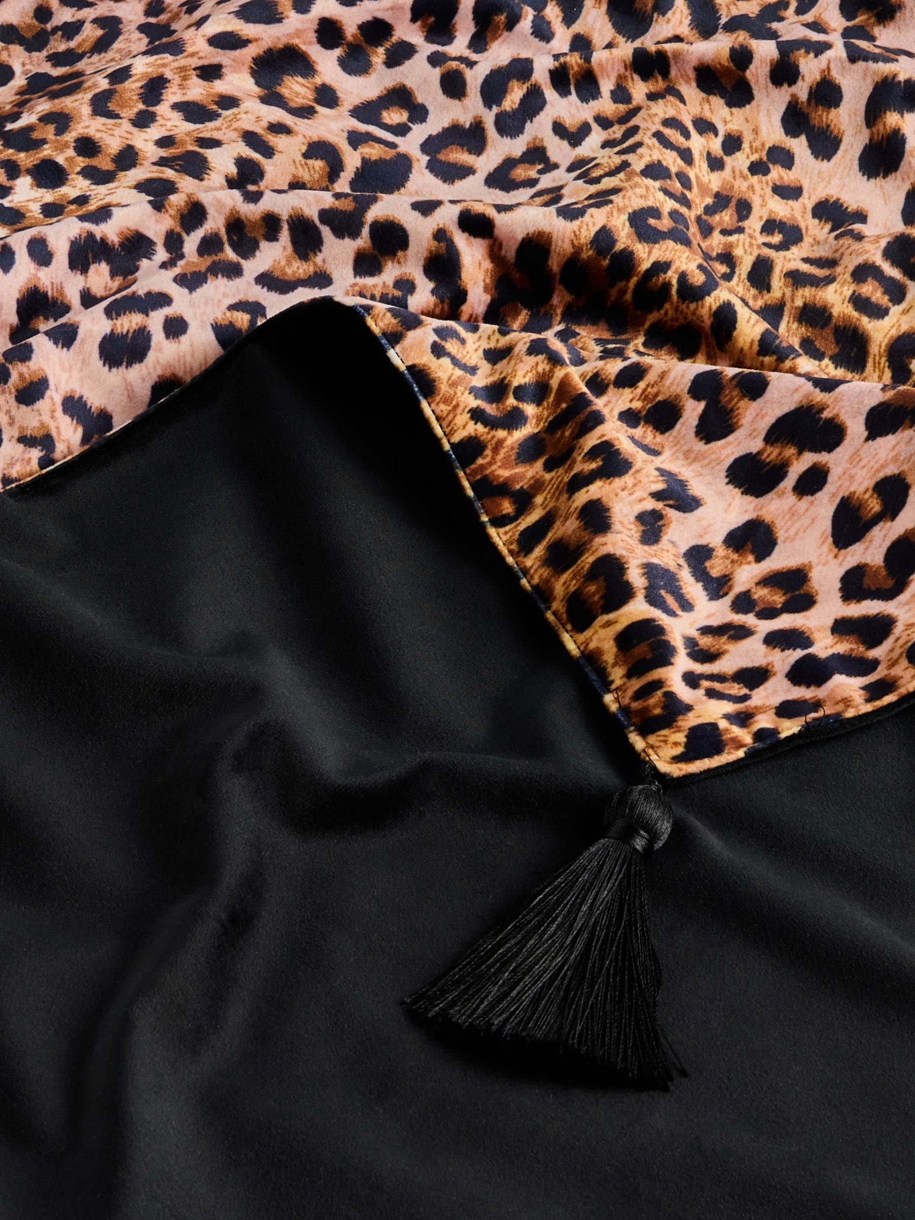 Rockett St George leopard print velvet throw 150x120cm - British product