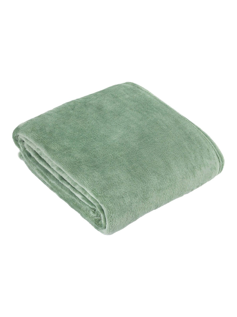 Furn sage green fleece throw 180x140cm (British brand)