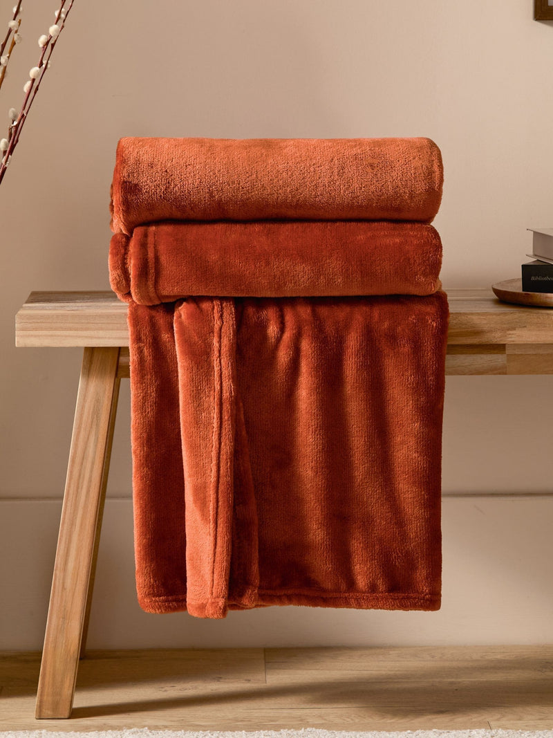 Furn Rust Orange Harrow Fleece Throw