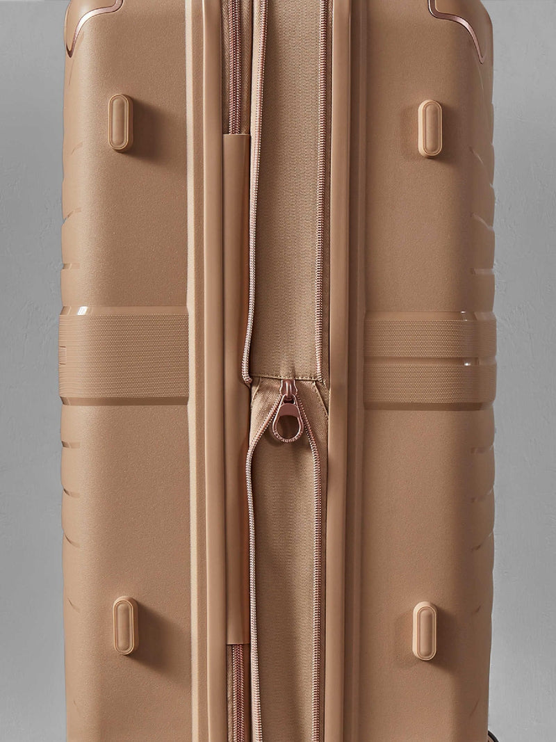 Rock suitcase nude medium, UK version