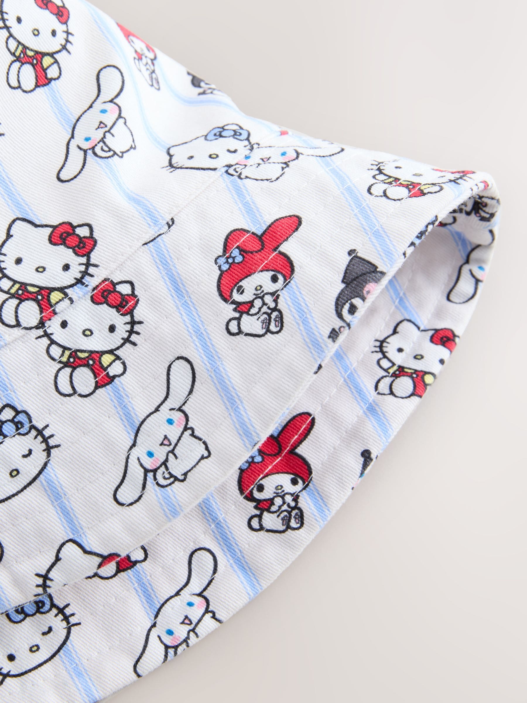 Hello Kitty bucket hat white blue red (British brand)