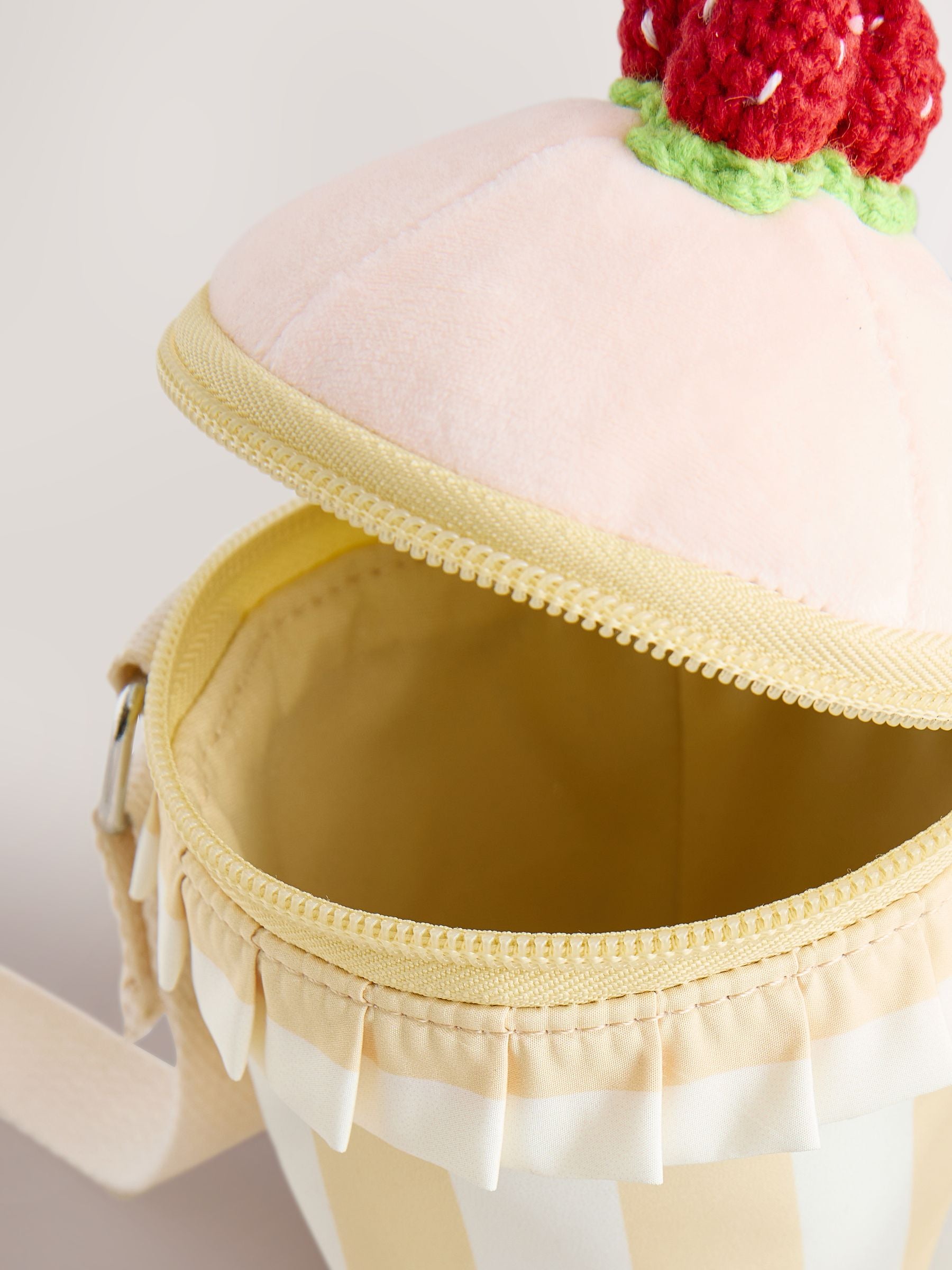Pink cupcake cross-body bag 14cm height, imported from the UK