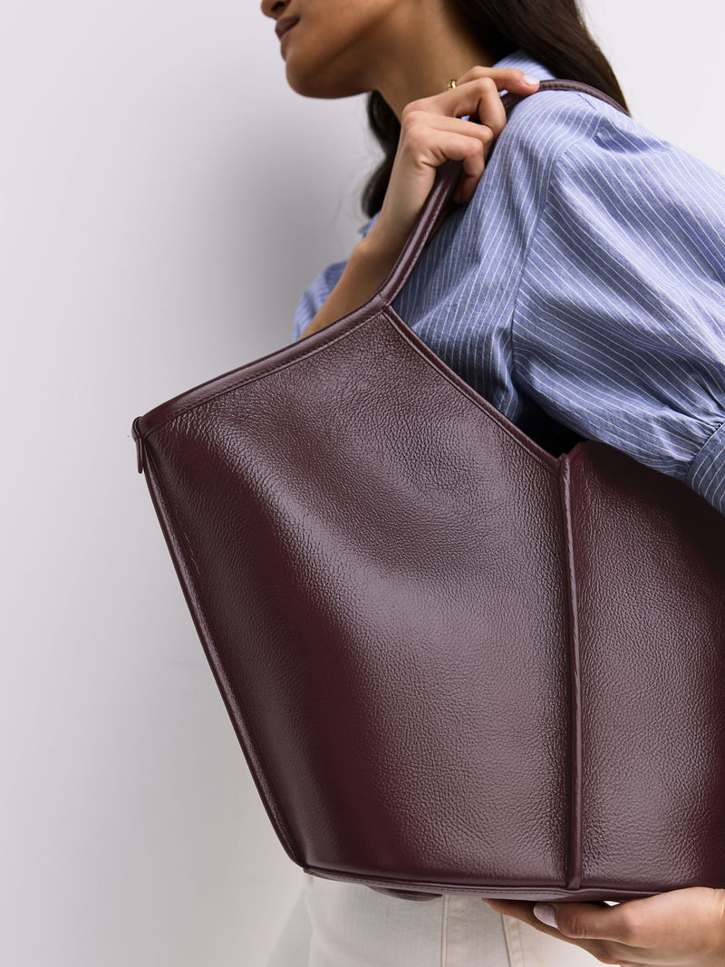 Hereu Studio Burgundy Calella distressed leather tote, UK version