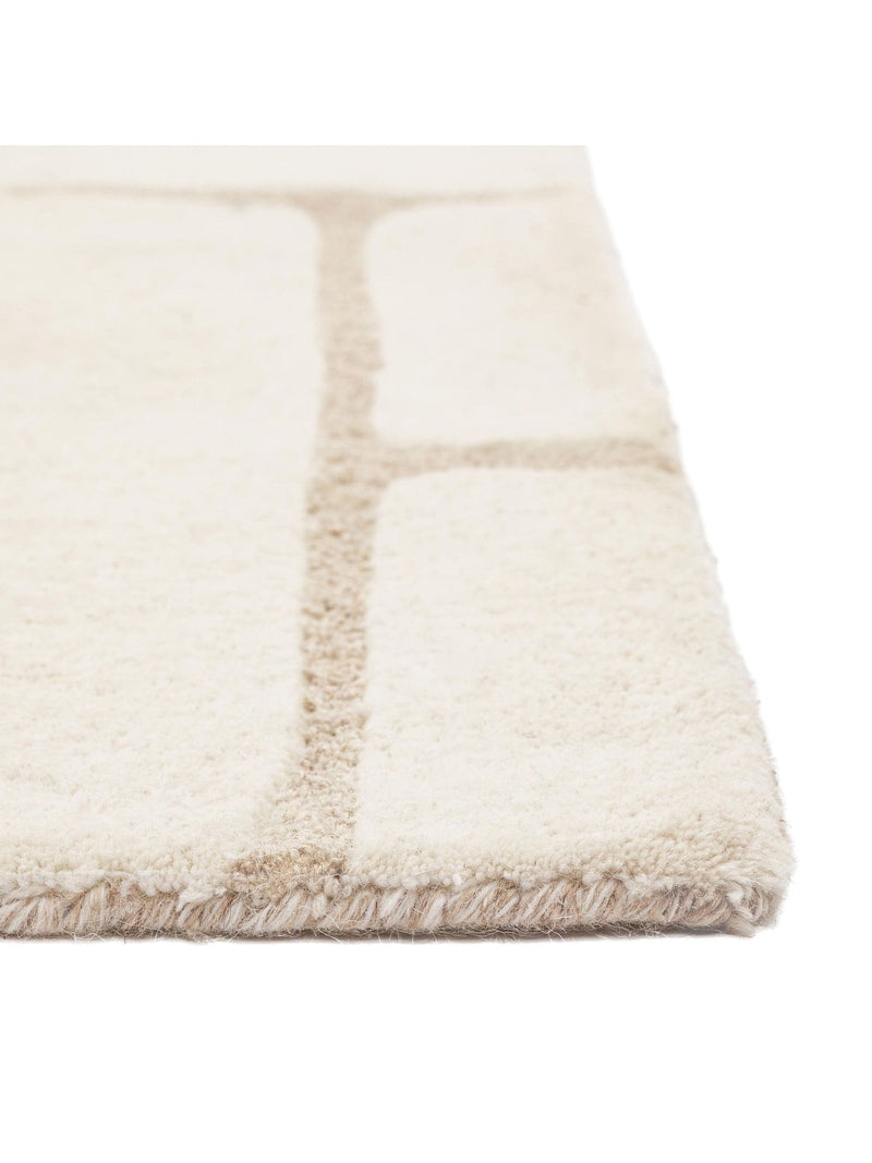 Gallery Home white Denver tufted graphic rug 200x290cm, UK version