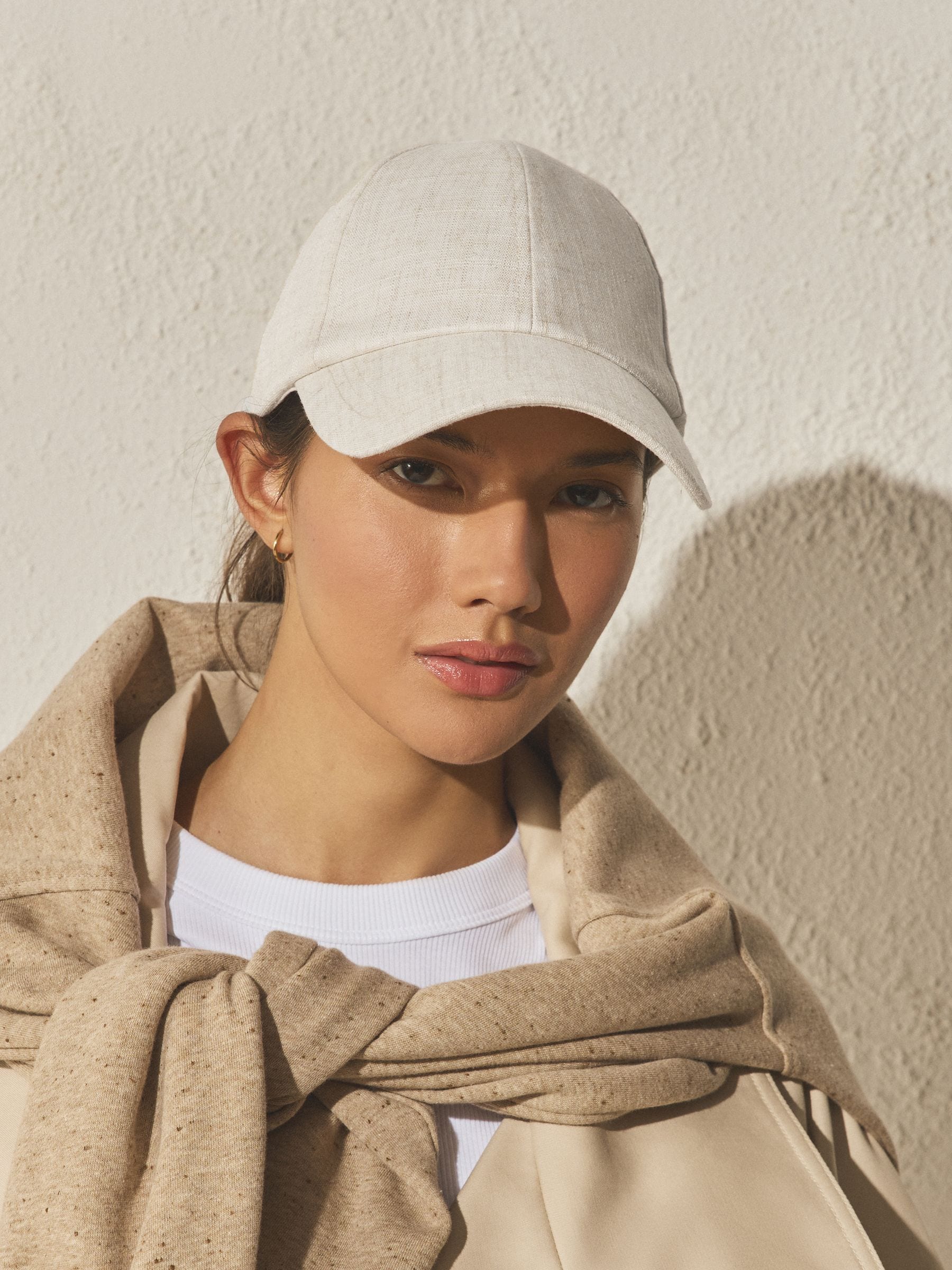Chocolate brown linen blend cap - British product