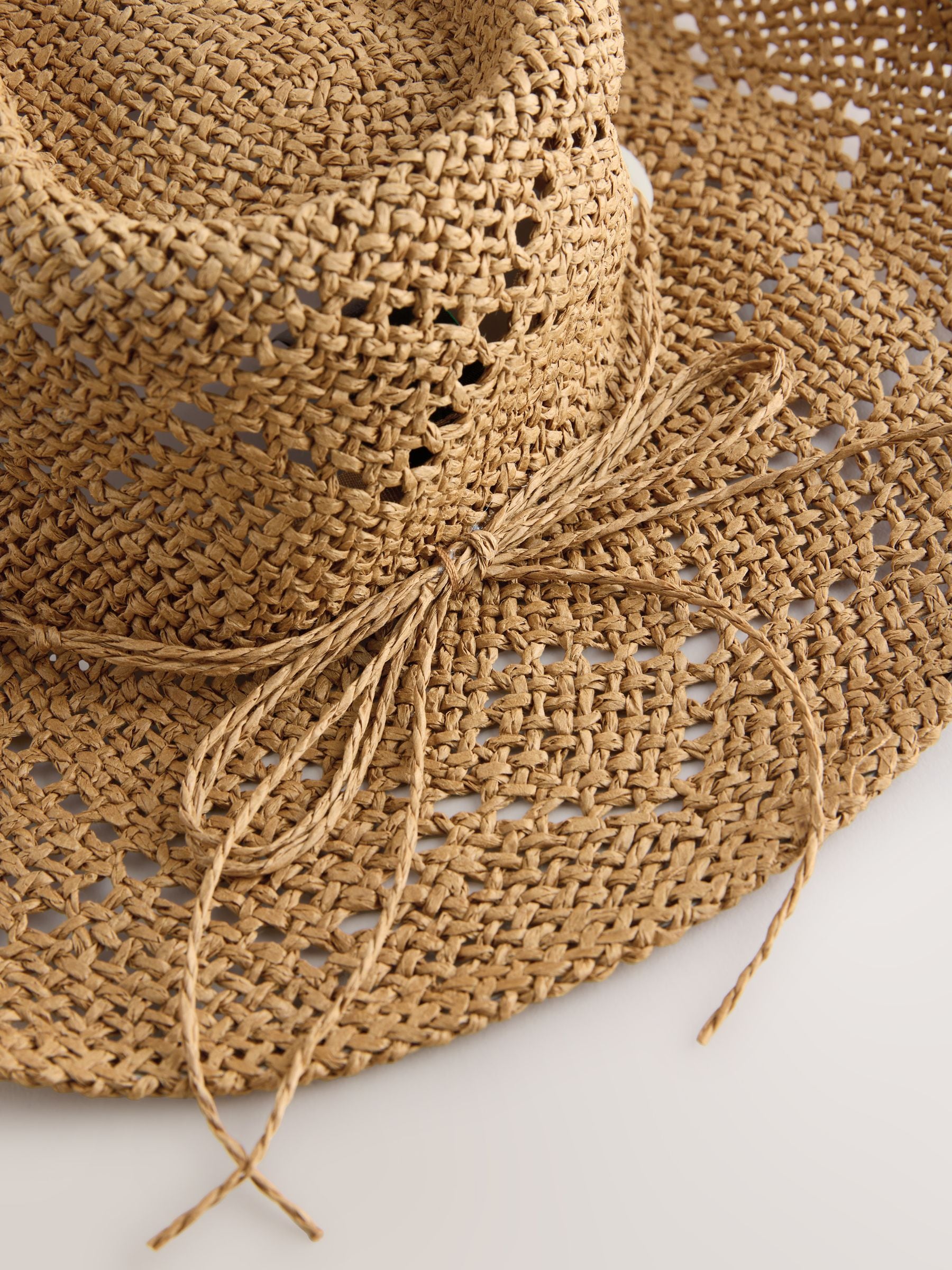 Dark natural raffia western hat in paper and polyester - British product