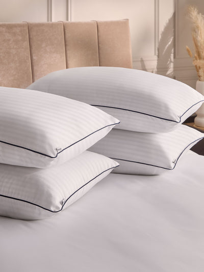 Lot de 4 oreillers de collection hôtelière Silentnight Luxury Piped - Acheter en ligne chez McGrocer