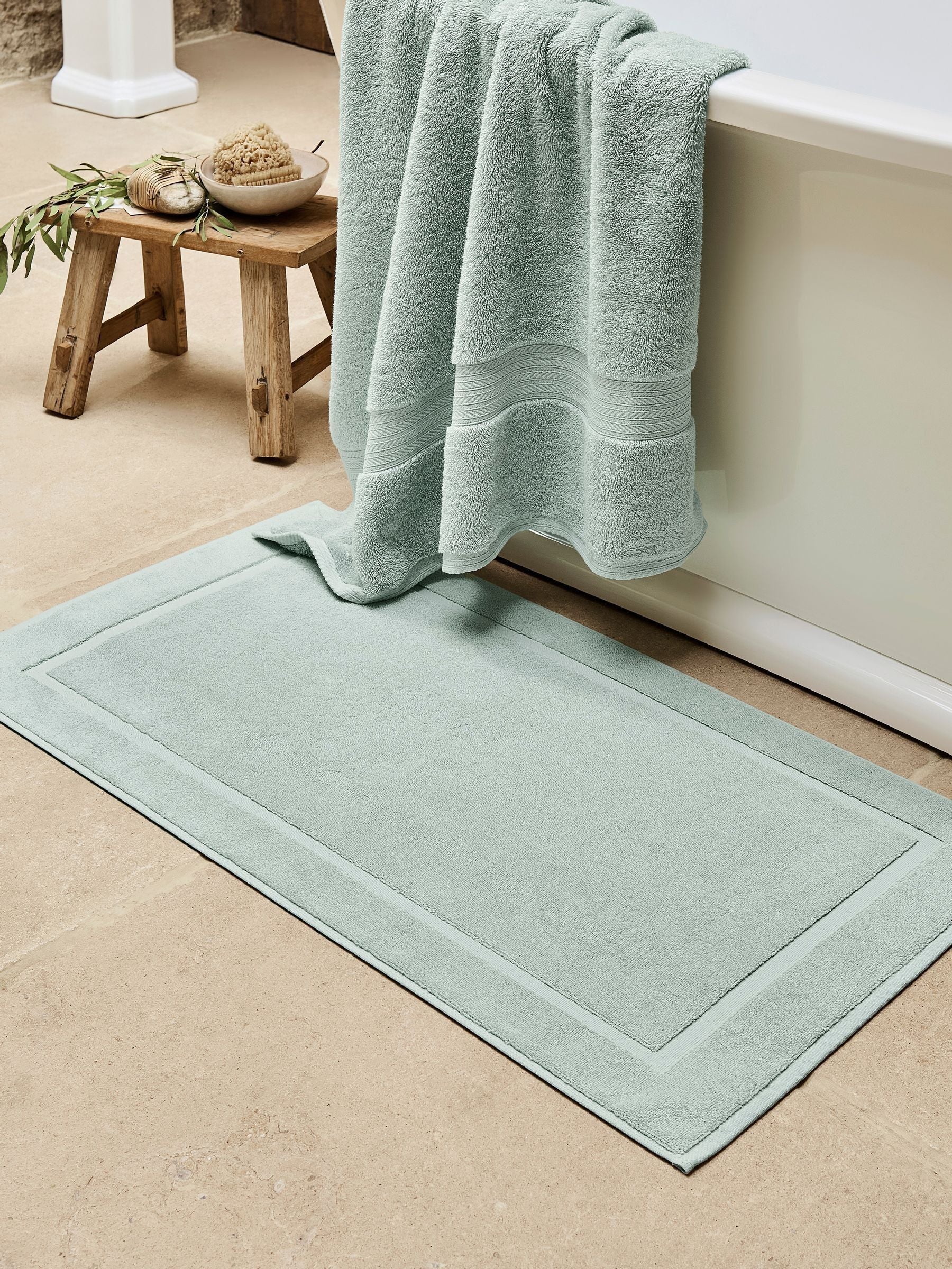 Christy Renaissance Dove Grey 100% Cotton Bath Mat 52cm x 90cm
