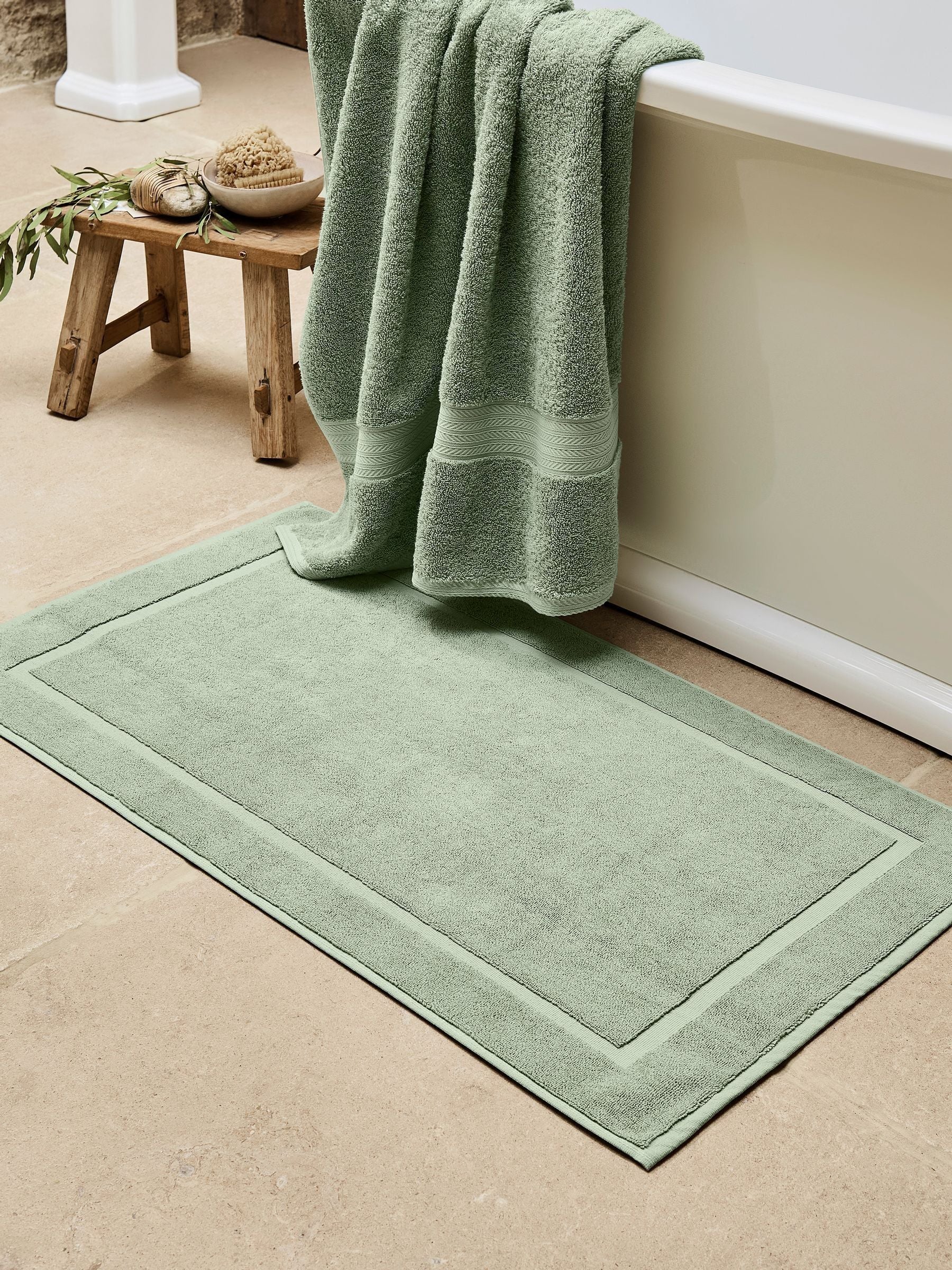 Christy Renaissance Dove Grey 100% Cotton Bath Mat 52cm x 90cm