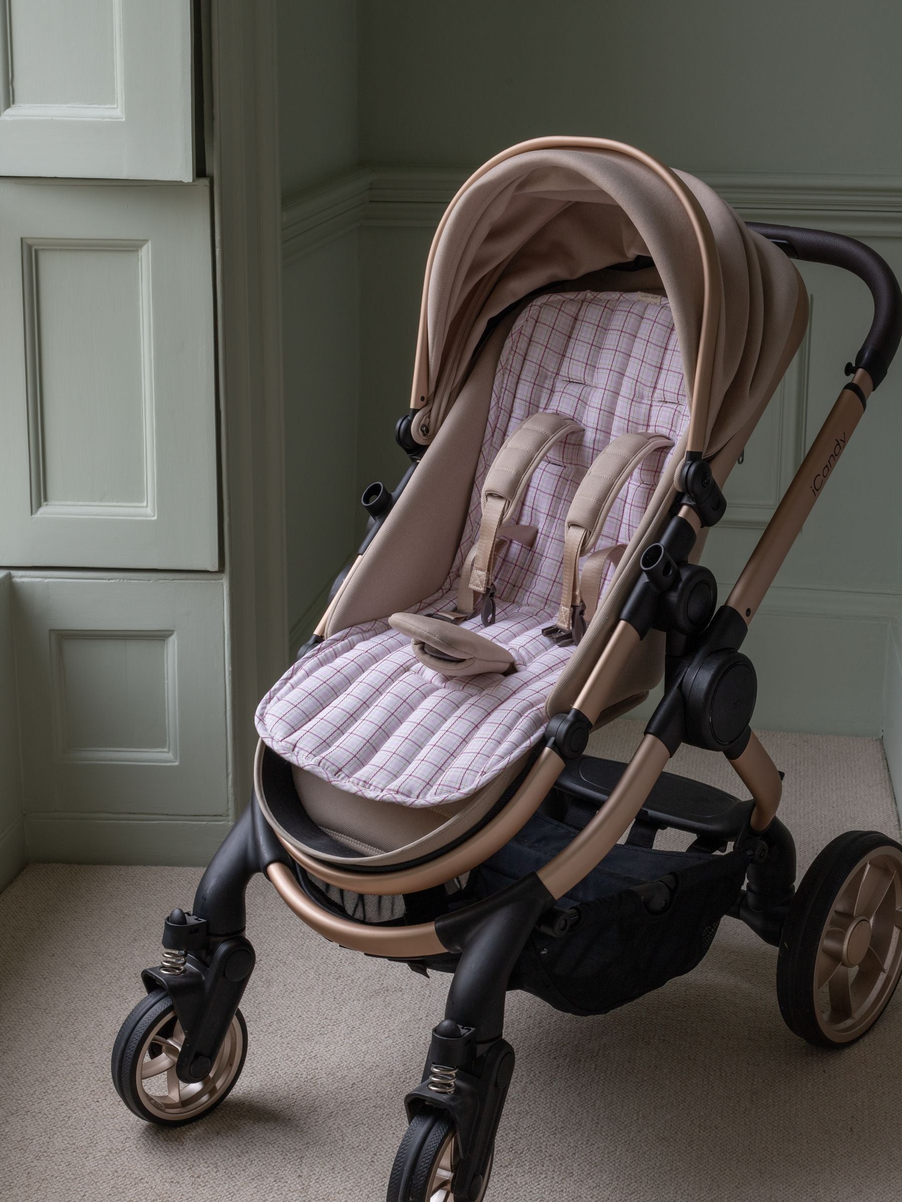 Avery Row Anemone reversible pram liner 78x32cm (British brand)