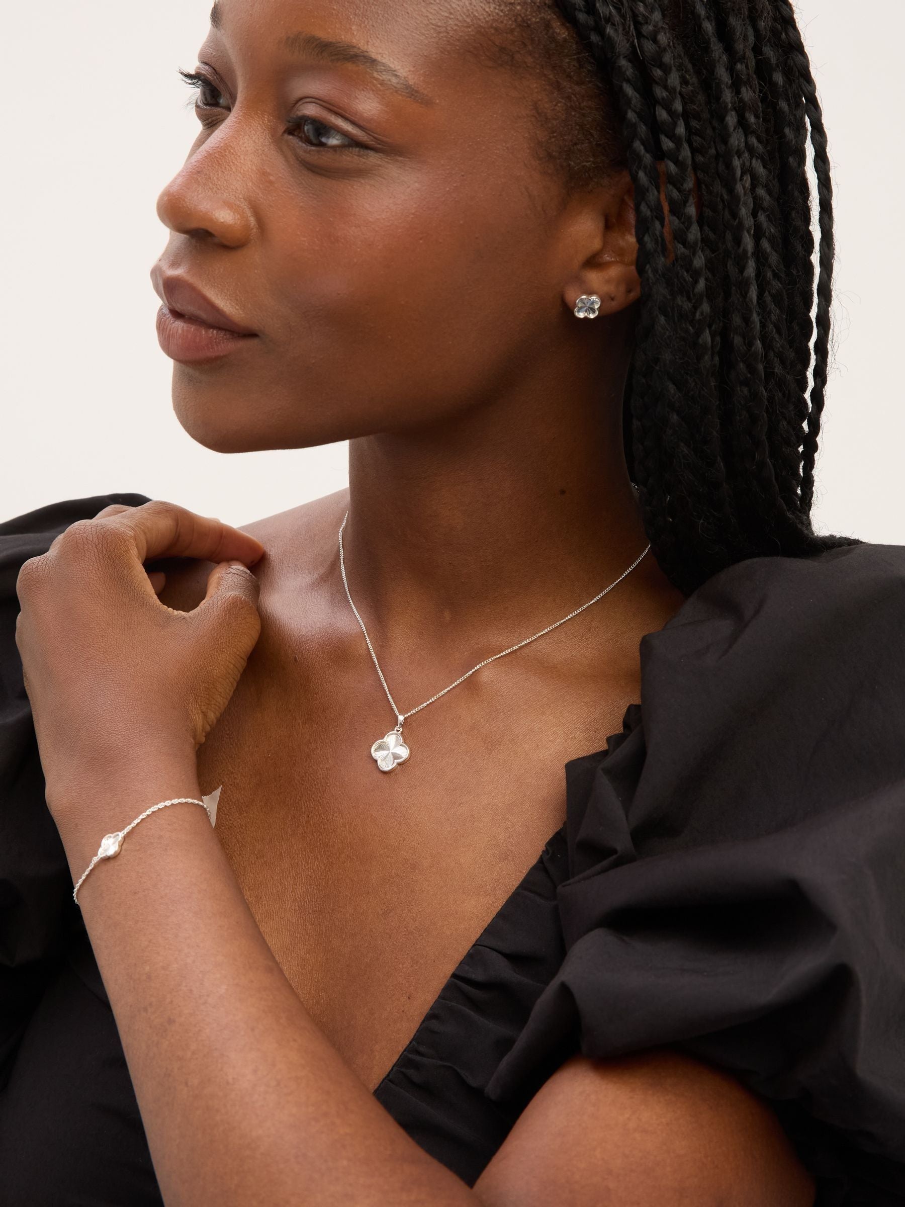 Simply Silver sterling silver clover pendant (British brand)