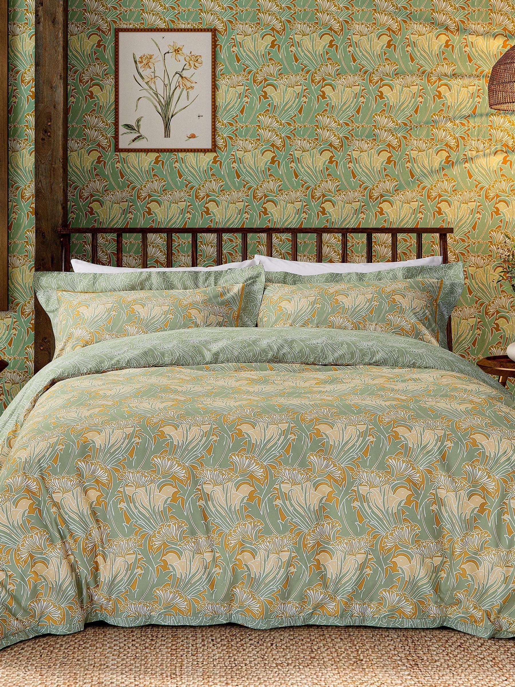 Morris & Co Pistachio Lace Flower duvet set, imported from the UK