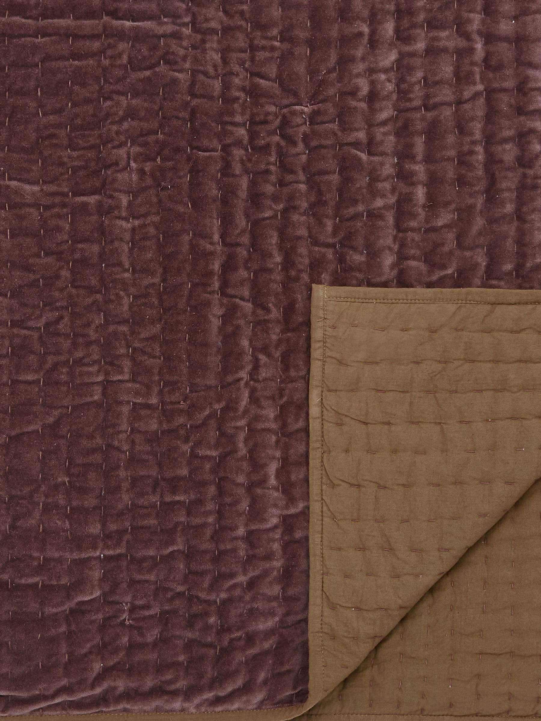 Bedeck of Belfast vintage floral quilted throw, imported from the UK