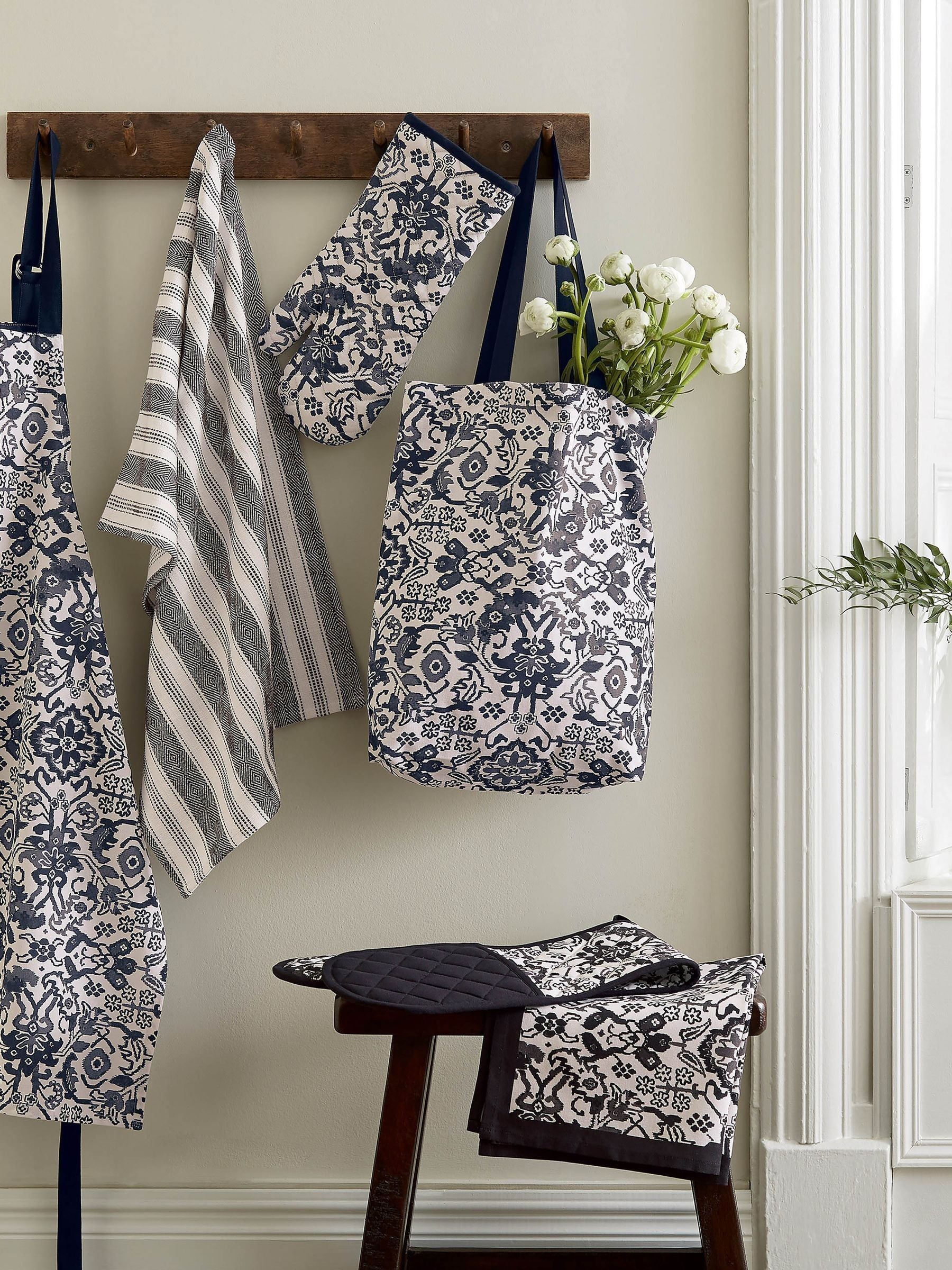 Bedeck of Belfast charcoal Saja stripe tea towels set of 2 - British product