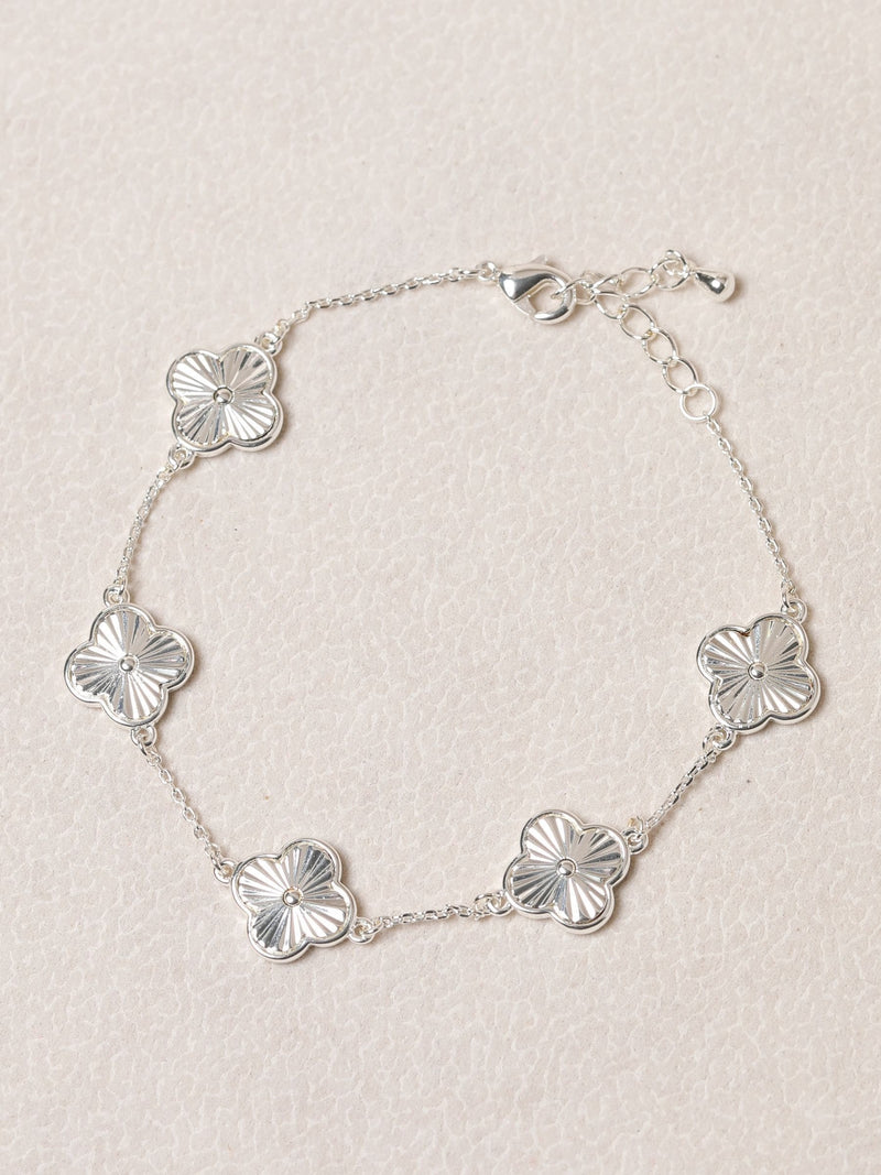 Jon Richard diamond cut clover gold-plated bracelet with 8 inch chain, UK version