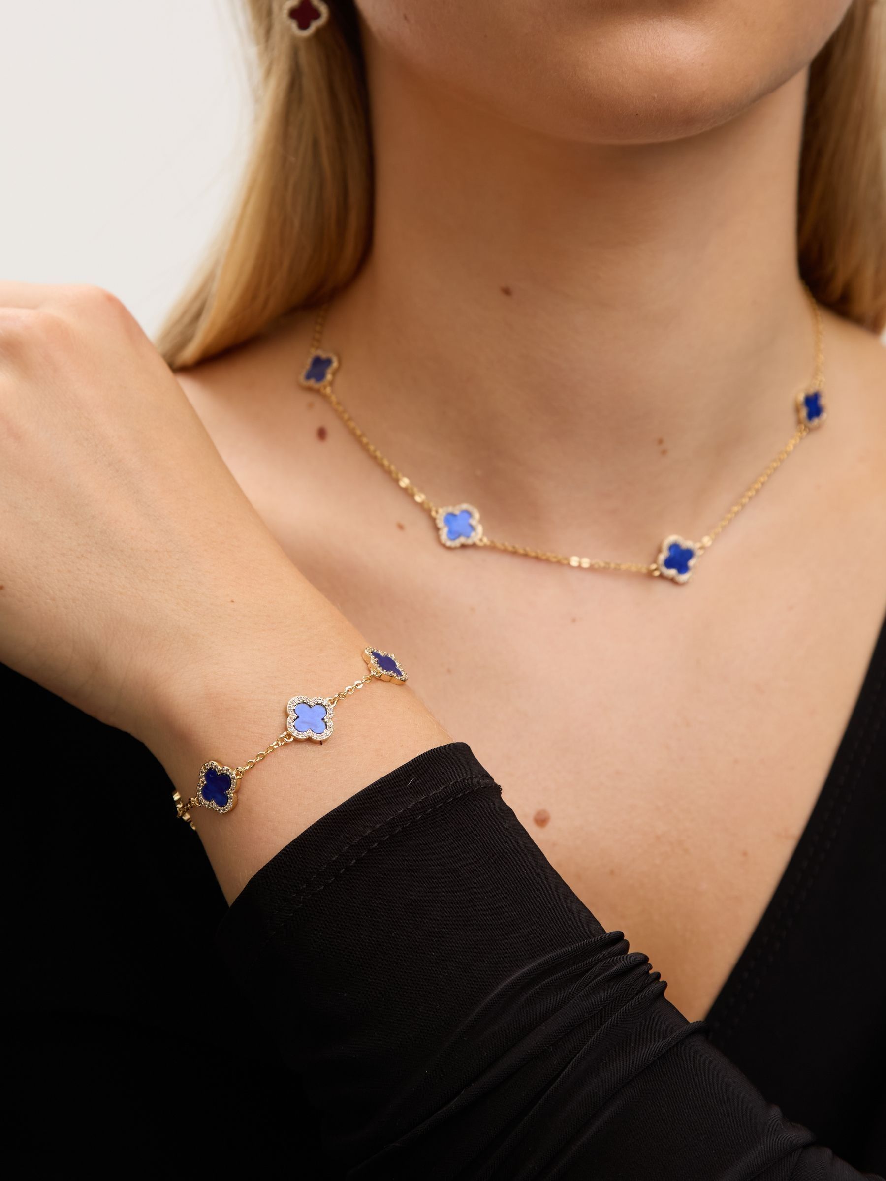 Jon Richard blue plated jet station clover necklace 17 inch chain, UK version