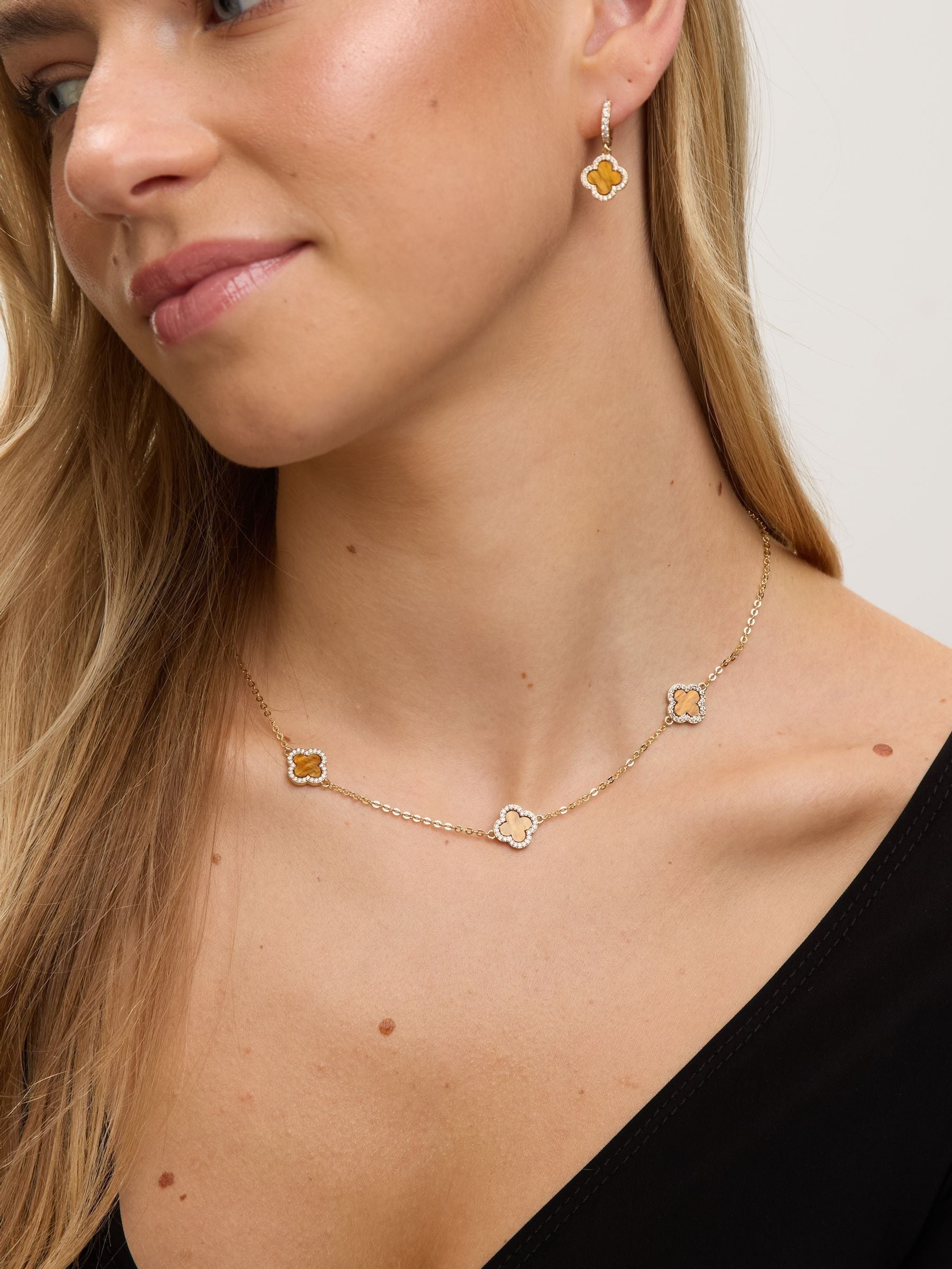 Jon Richard clover necklace orange plated 17 inch chain UK version