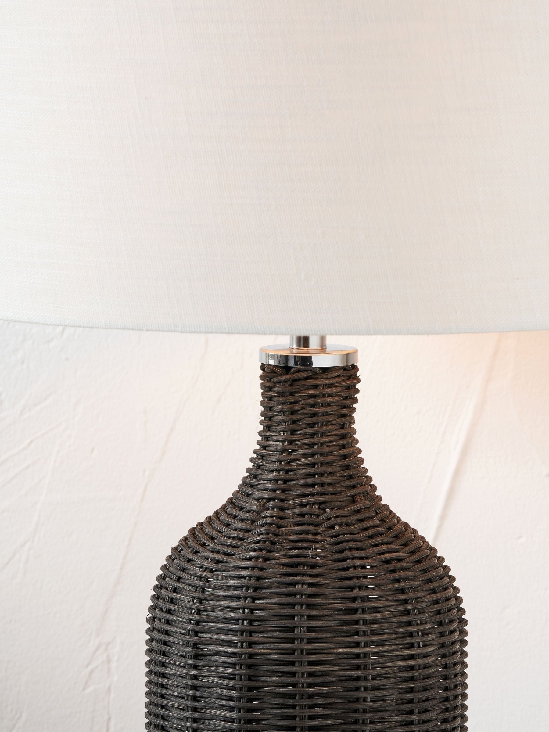 Table lamp dark brown rattan bottle 62cm (British brand)