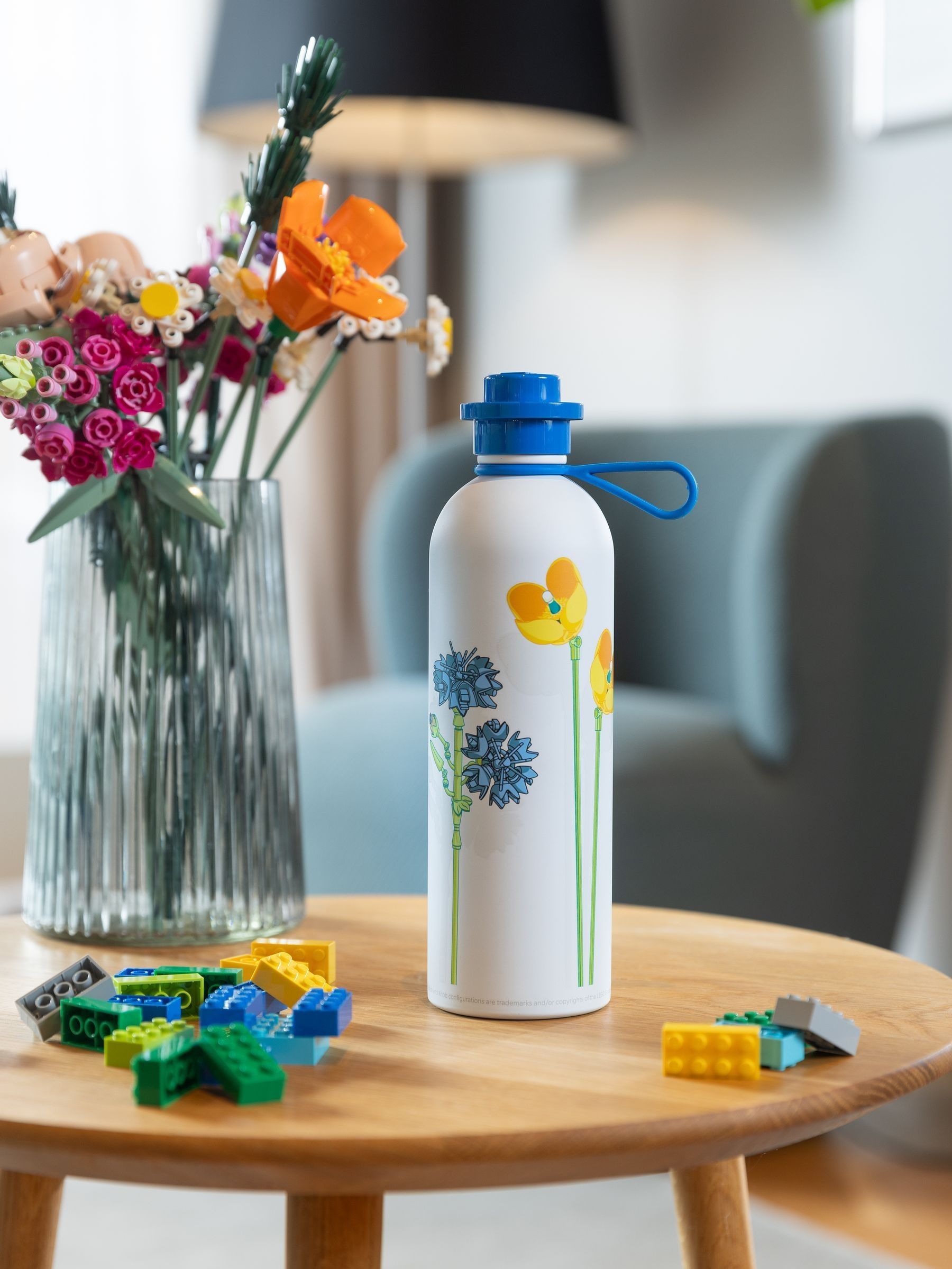 LEGO white steel bottle UK version