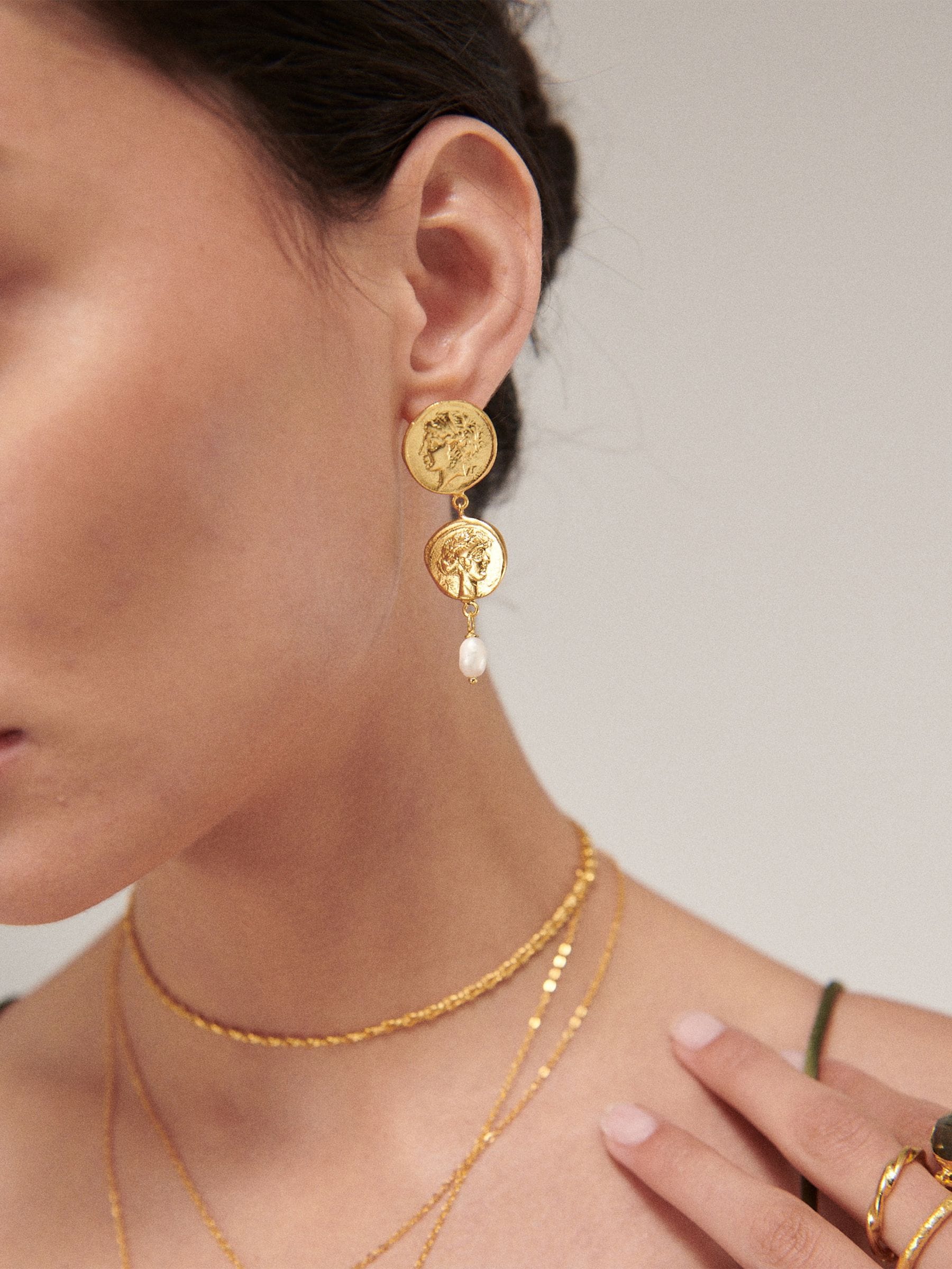 Ottoman Hands gold tone pearl drop earrings - British product