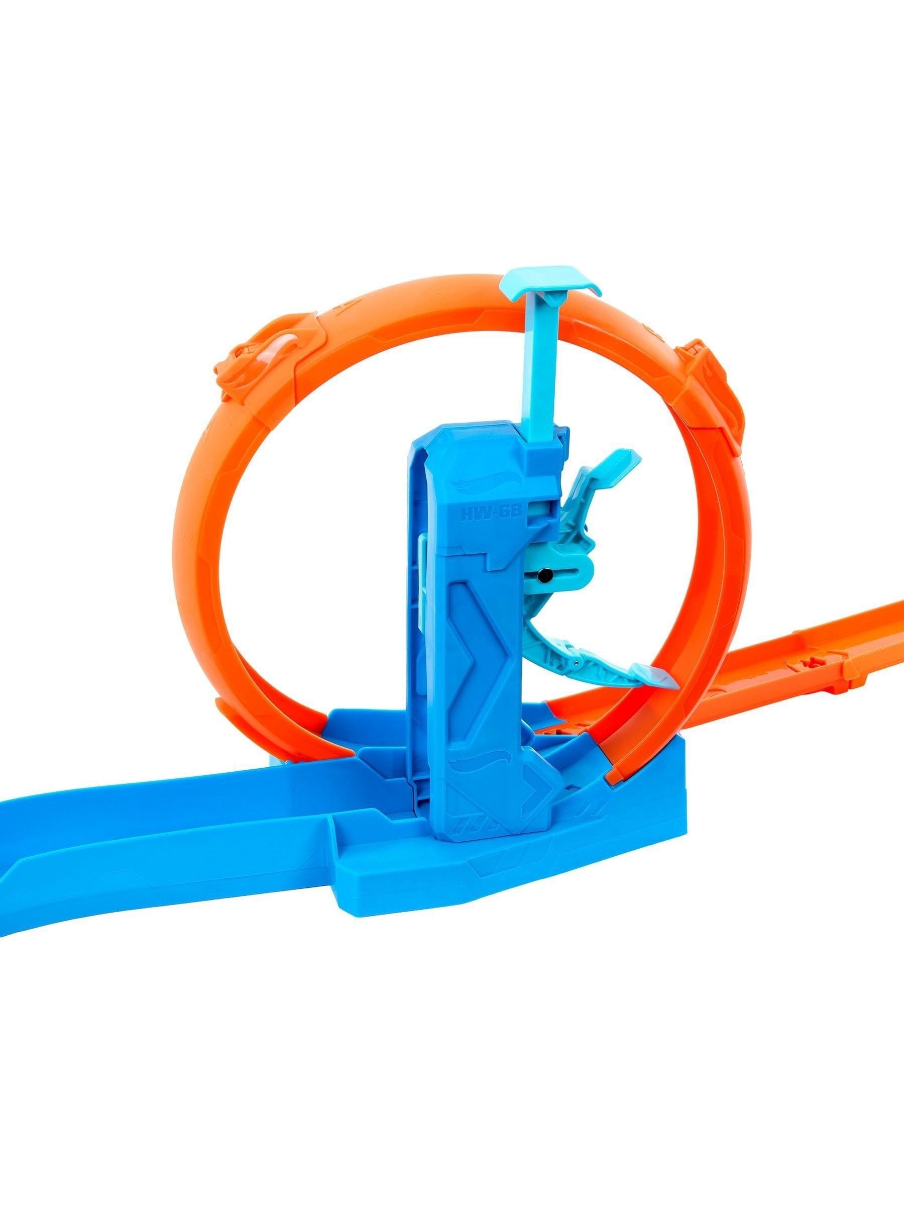 Mattel Hot Wheels Triple Loop Frenzy Kit track set (British brand)
