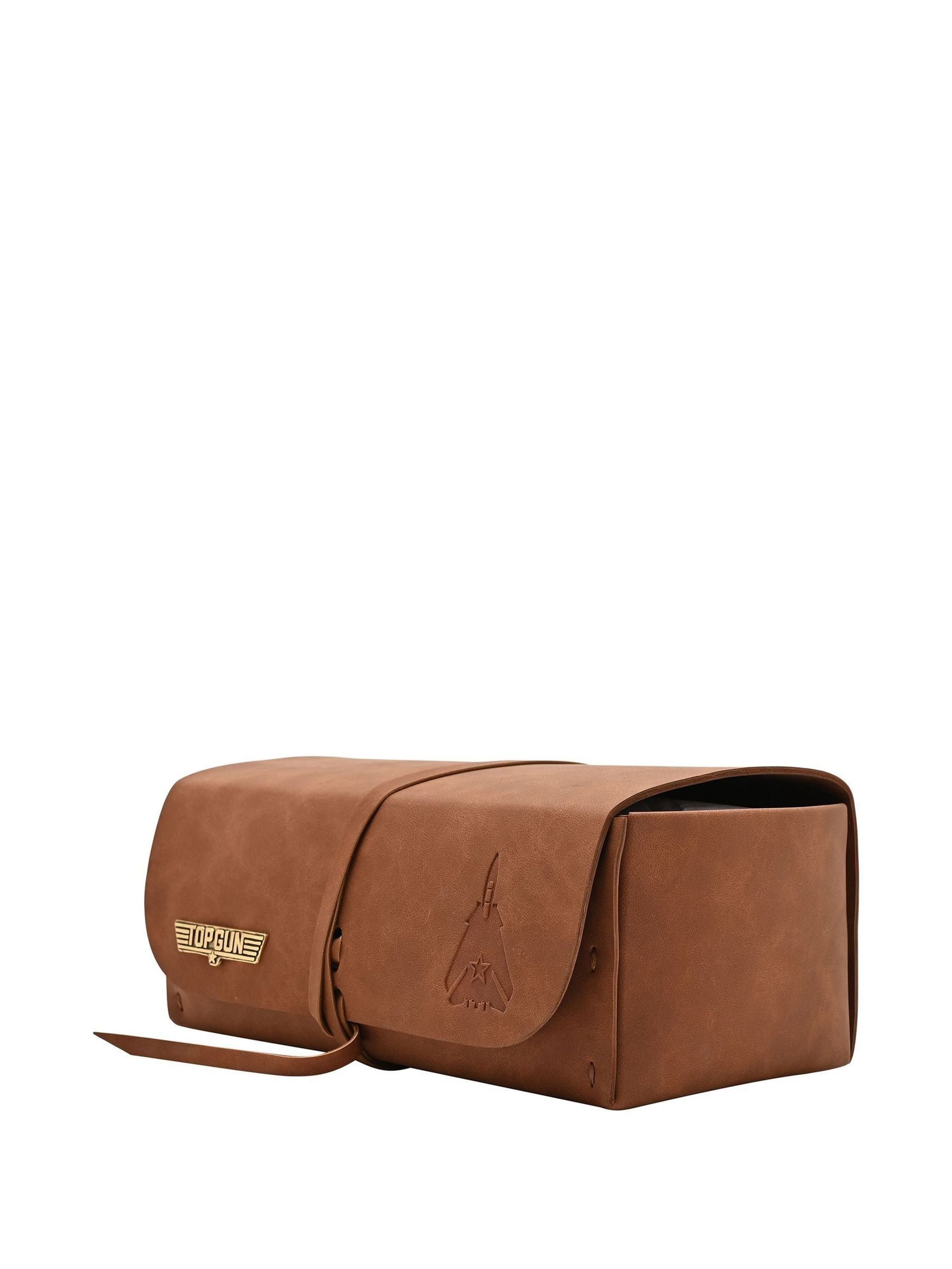 Widdop Brown Top Gun wash bag, UK version