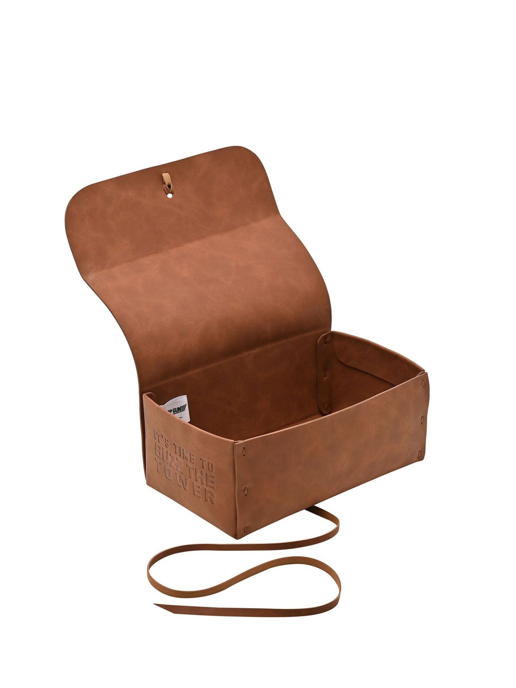 Widdop Brown Top Gun wash bag, UK version