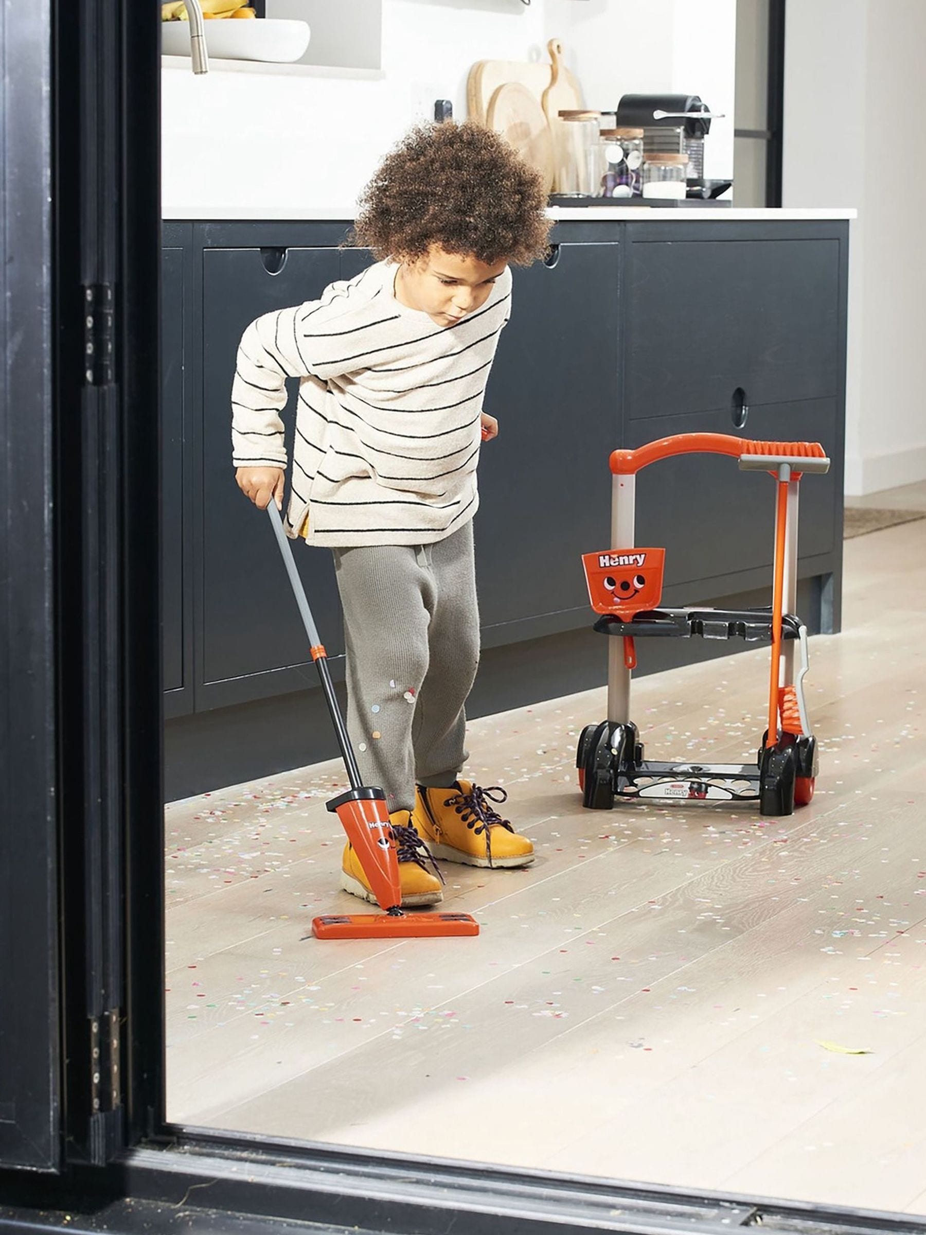 Casdon Henry Cleaning Trolley toy one size (British brand)