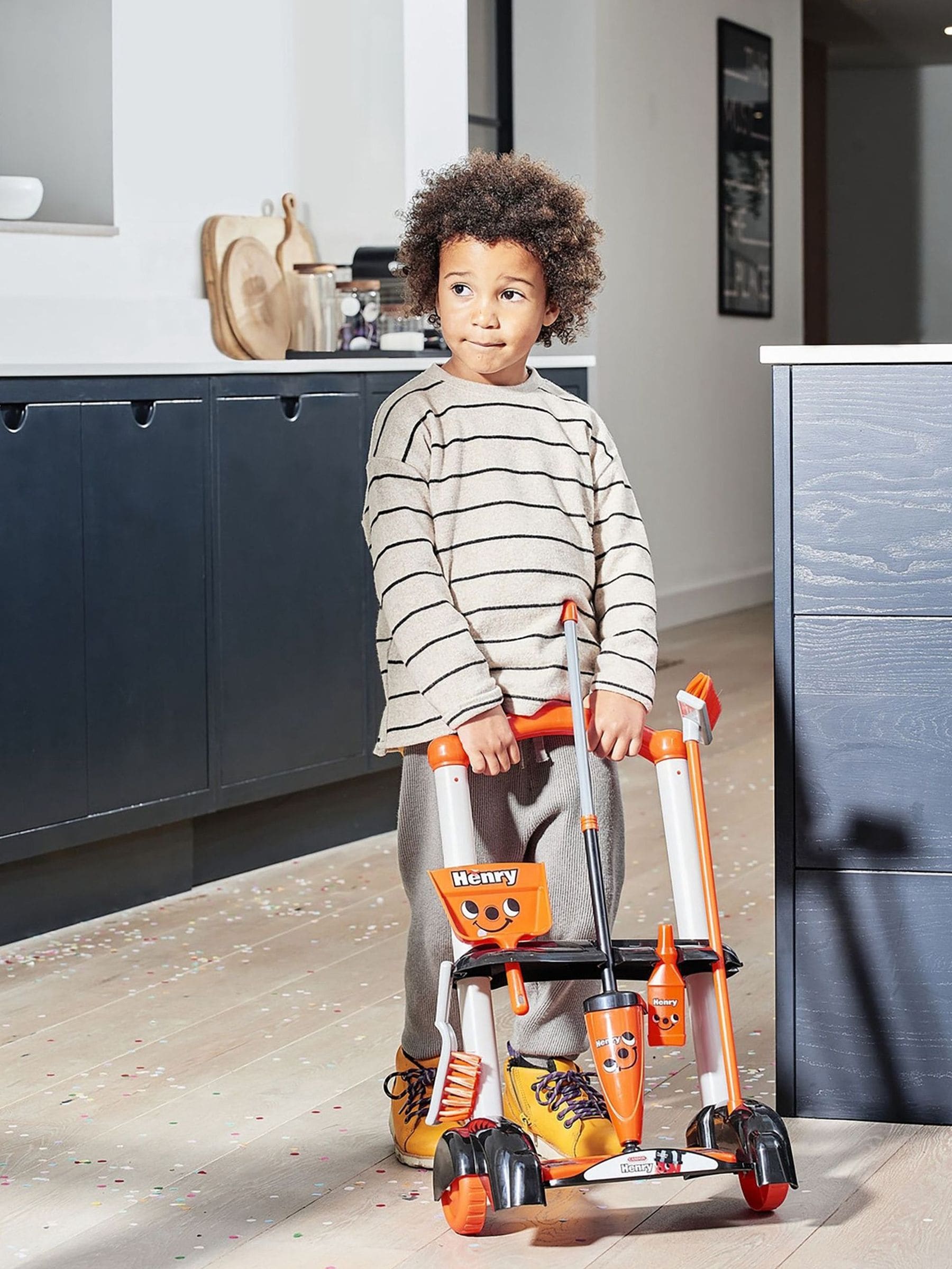 Casdon Henry Cleaning Trolley toy one size (British brand)