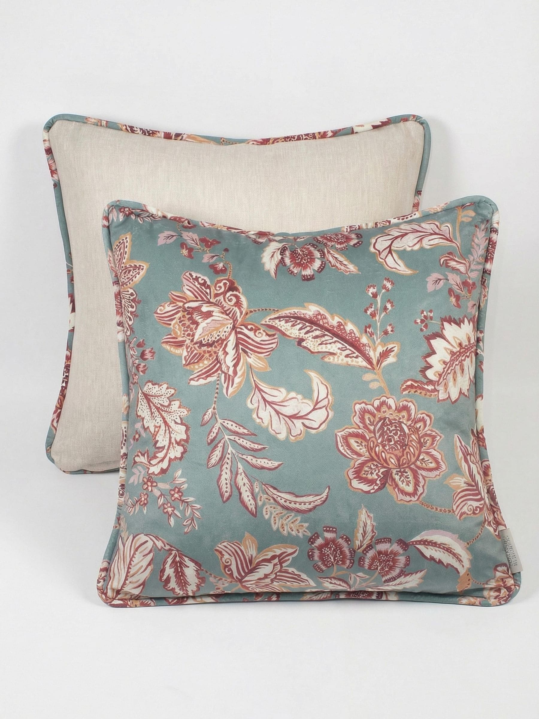 Esselle Home decorative cushion Natural Kashmir Jacobean 50x50cm, UK version