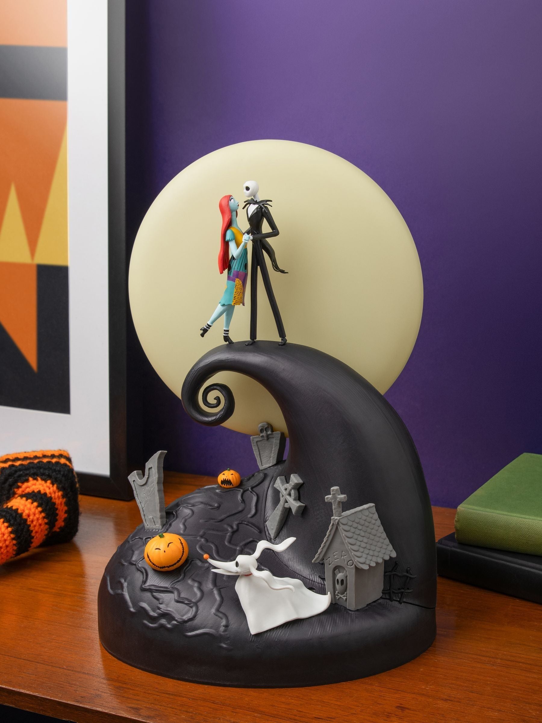 Nightmare Before Christmas black diorama light 30cm (British brand)