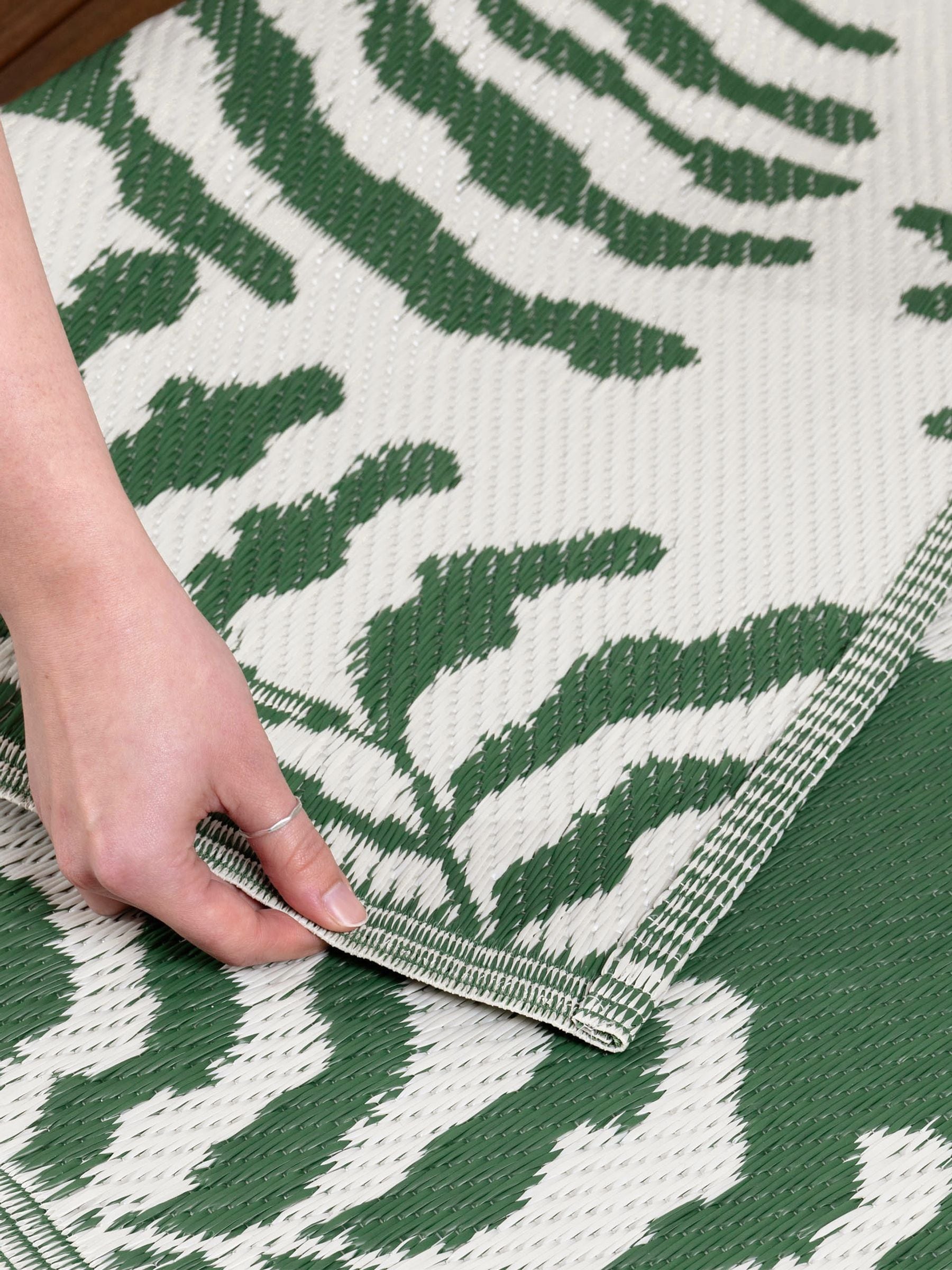 Furn Green Tocorico outdoor rug 120x180cm (British brand)